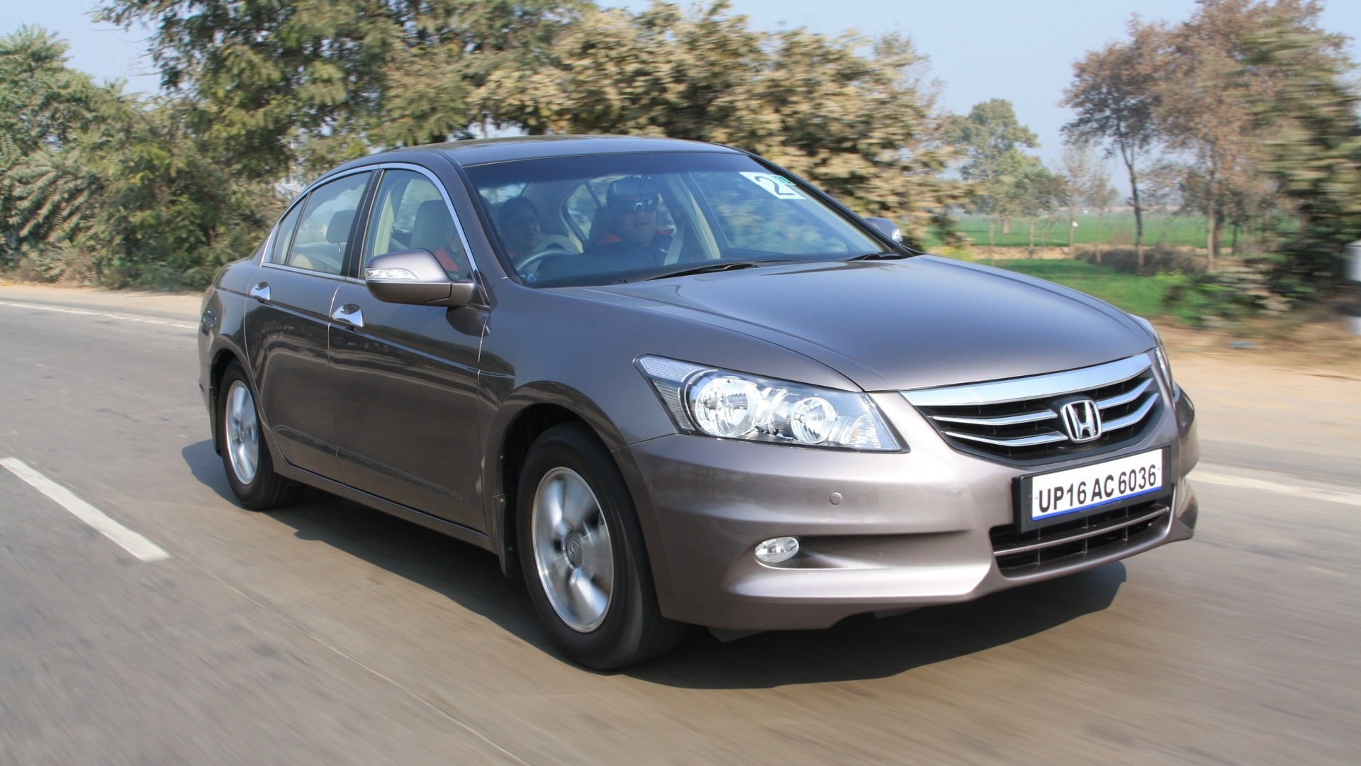 Honda-Accord-2013-2-4-AT-Exterior