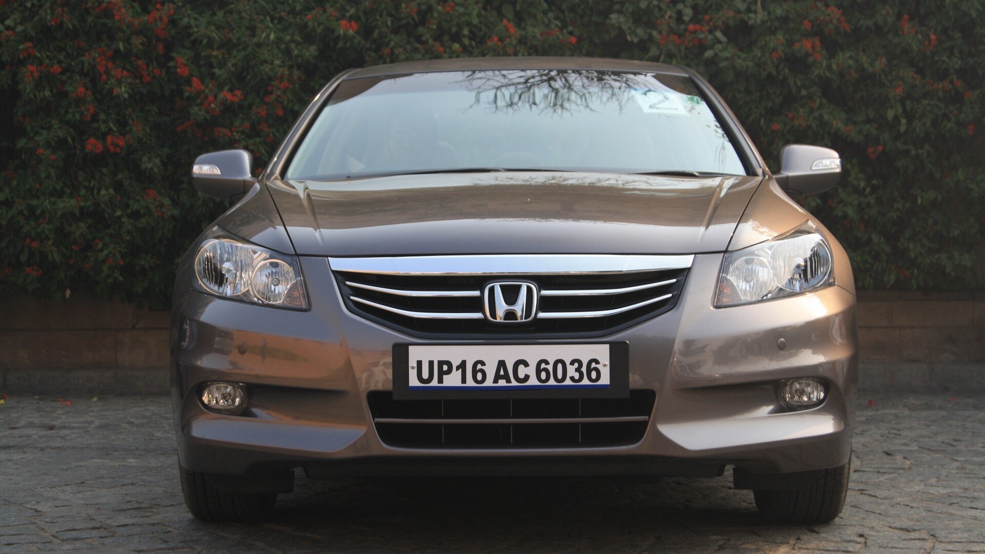 Honda-Accord-2013-2-4-AT-Exterior