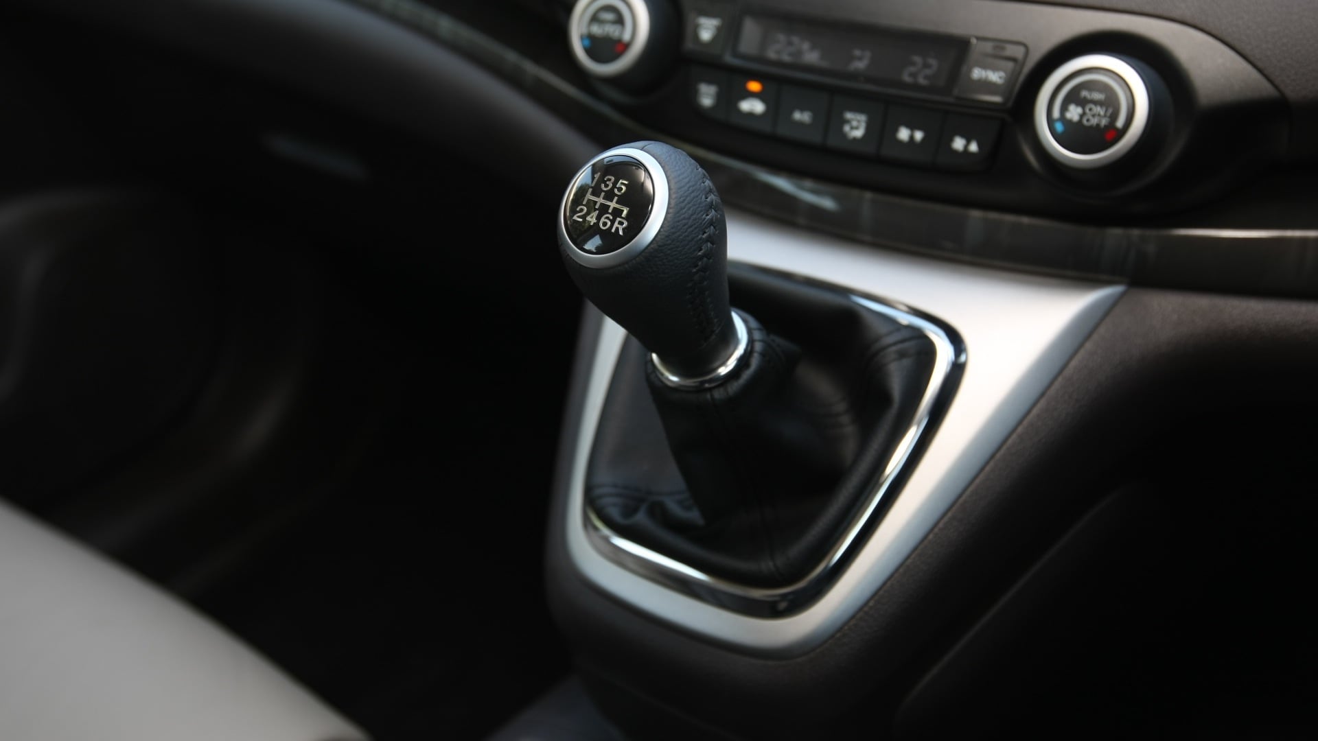 Honda-CRV-2013-CR-V-2-0-Interior