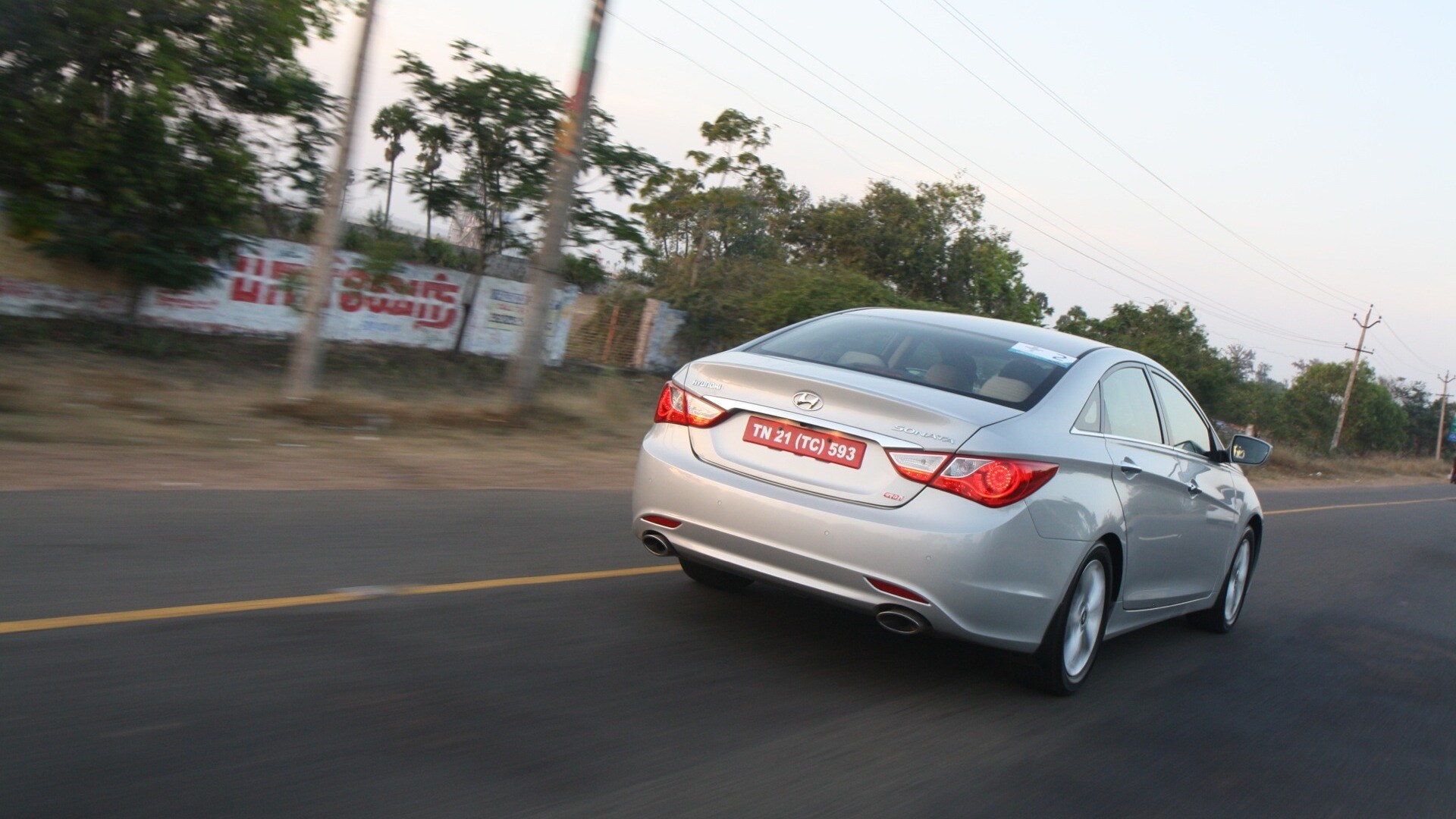 Hyundai-Sonata-2013-2-4-GDI-MT-Exterior