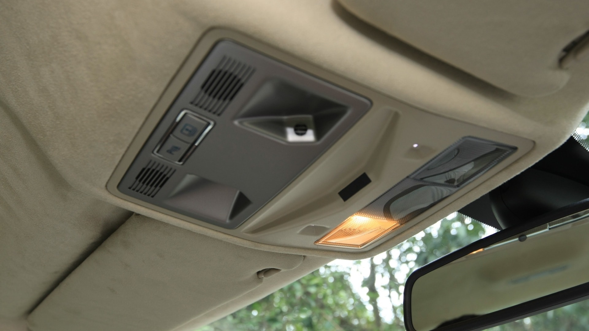 Jaguar-XF-2013-2-2-Diesel-Interior