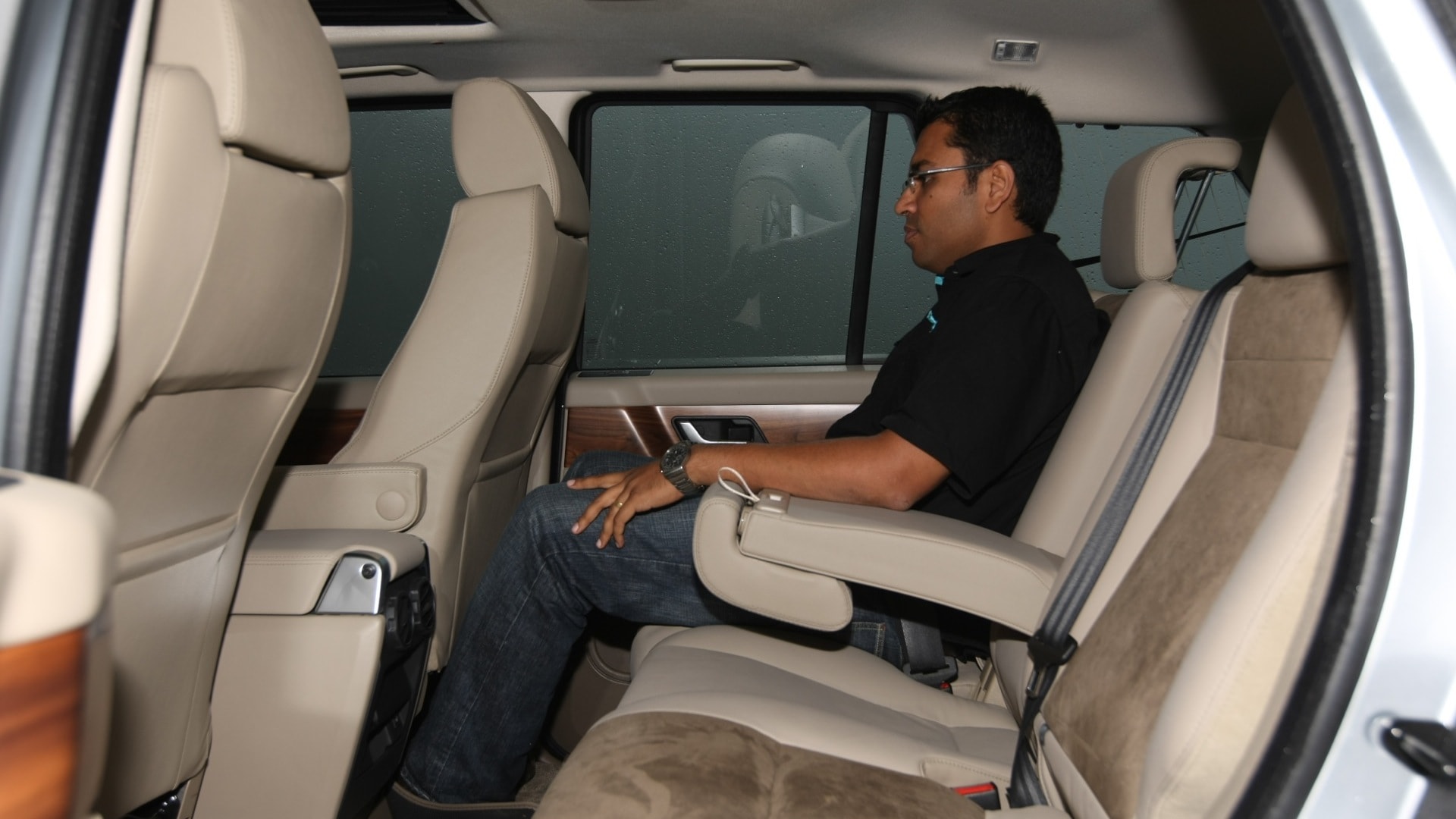 Land-Rover-Range-Rover-2013-4-4-TDV8-Interior