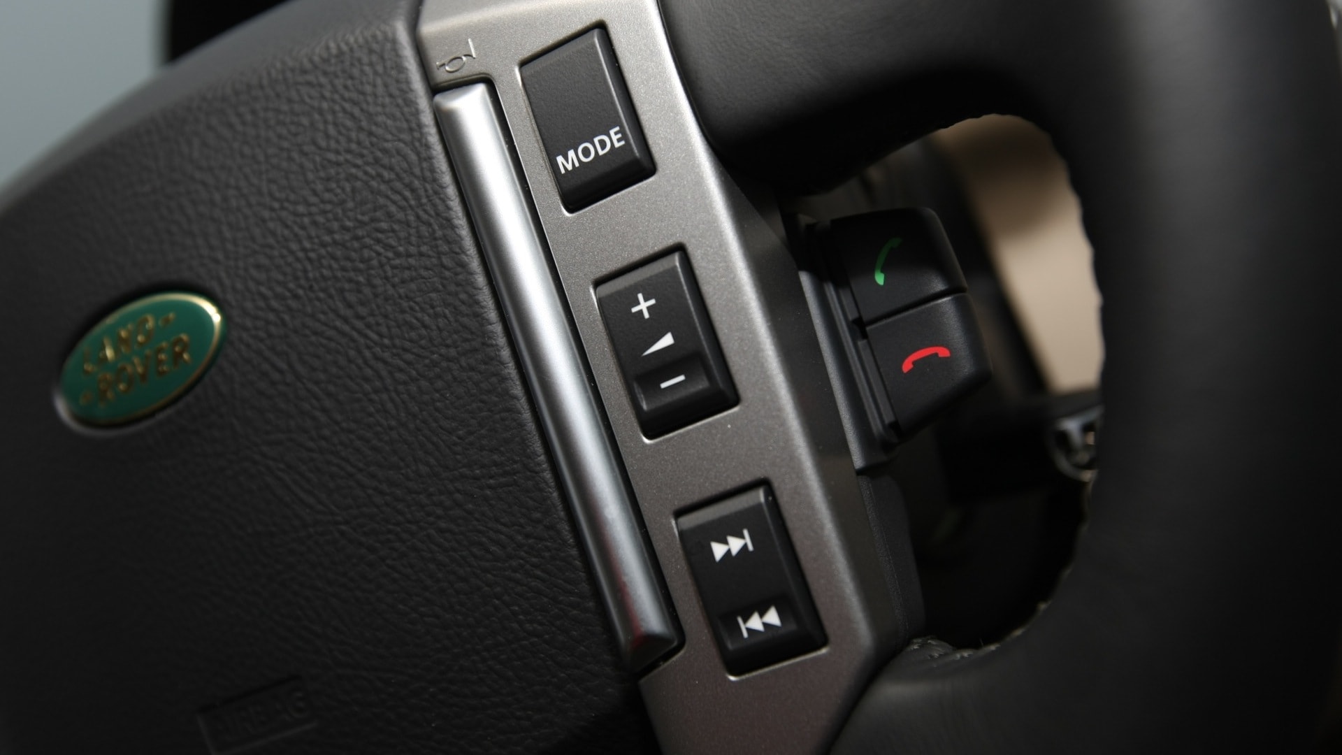 Land-Rover-Range-Rover-2013-4-4-TDV8-Interior