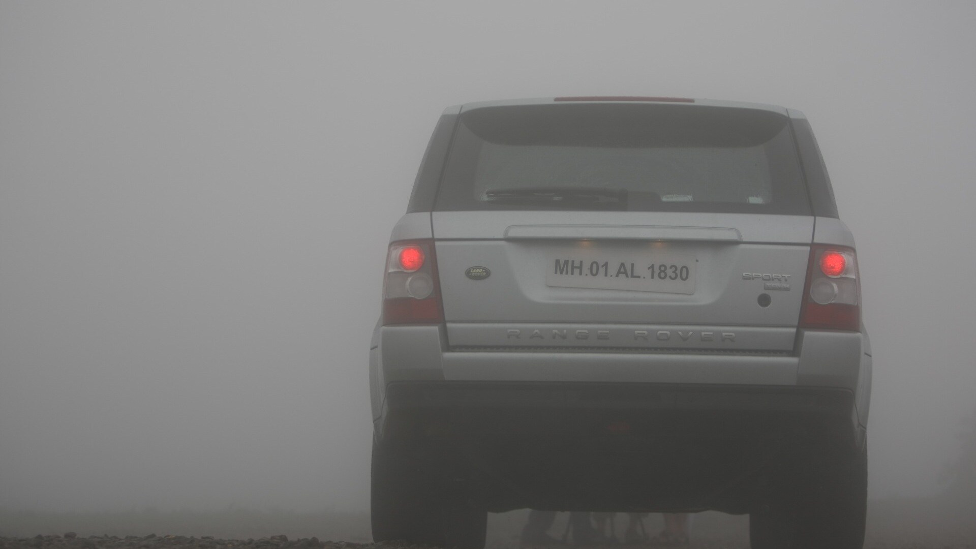 Land-Rover-Range-Rover-2013-4-4-TDV8-Exterior