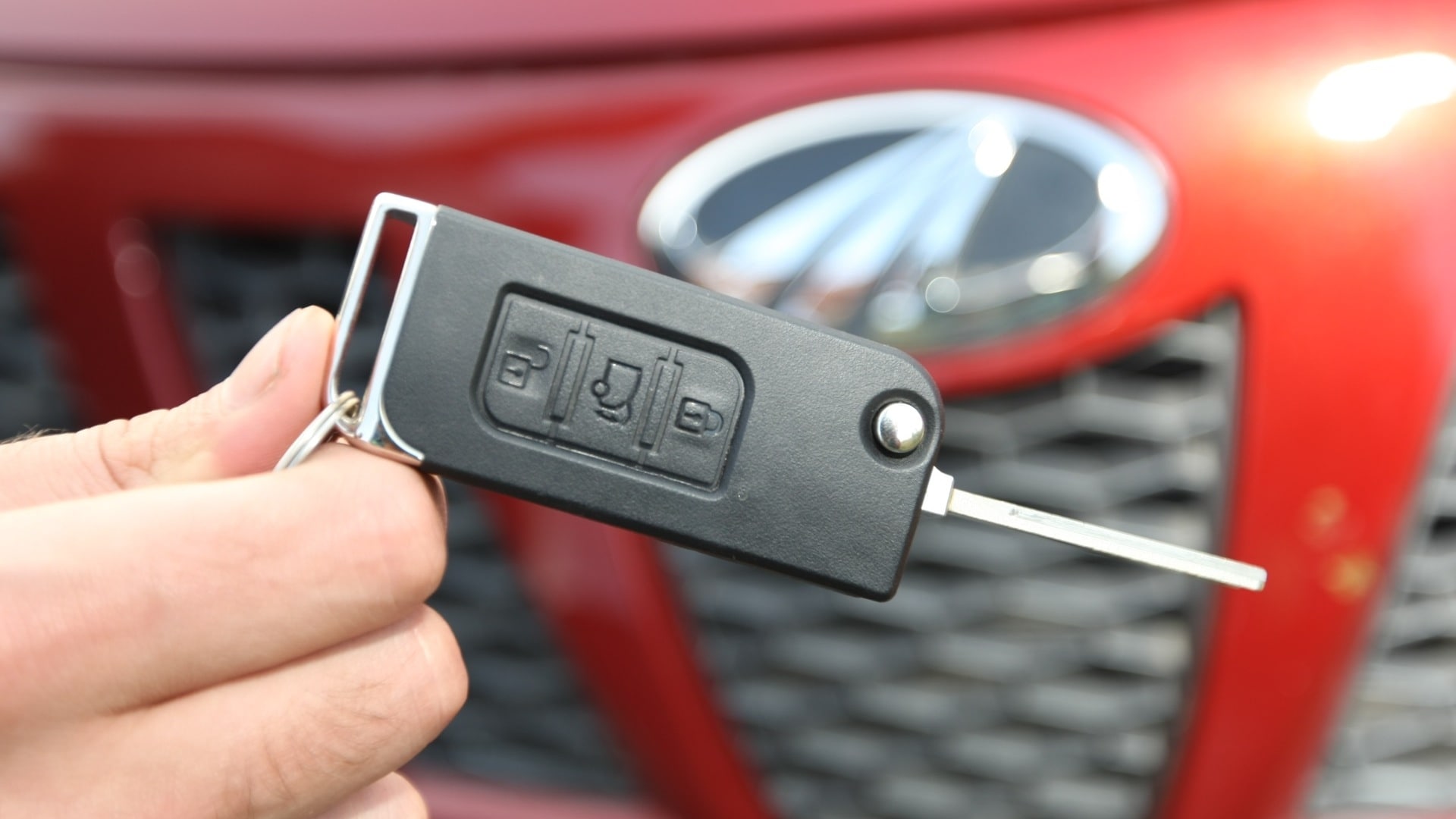 Mahindra-Xuv500-2013-W6-Interior