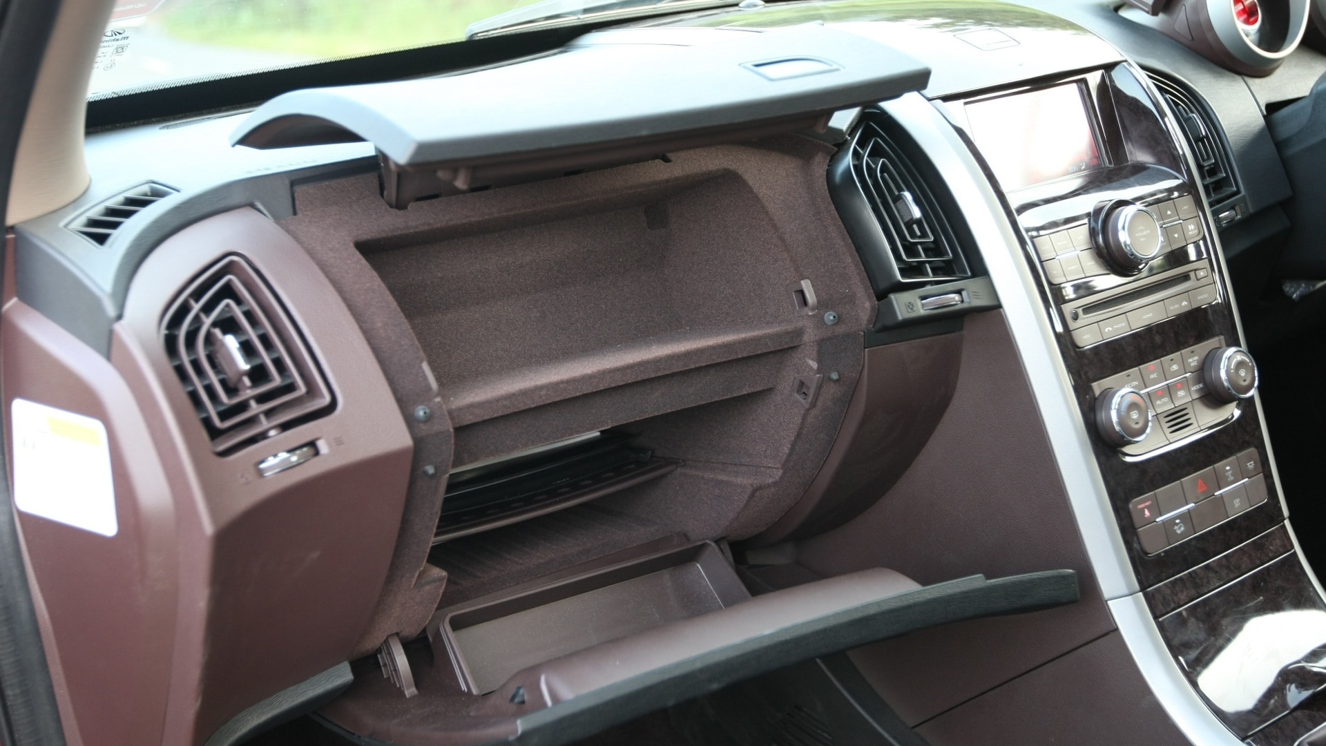 Mahindra-Xuv500-2013-W6-Interior