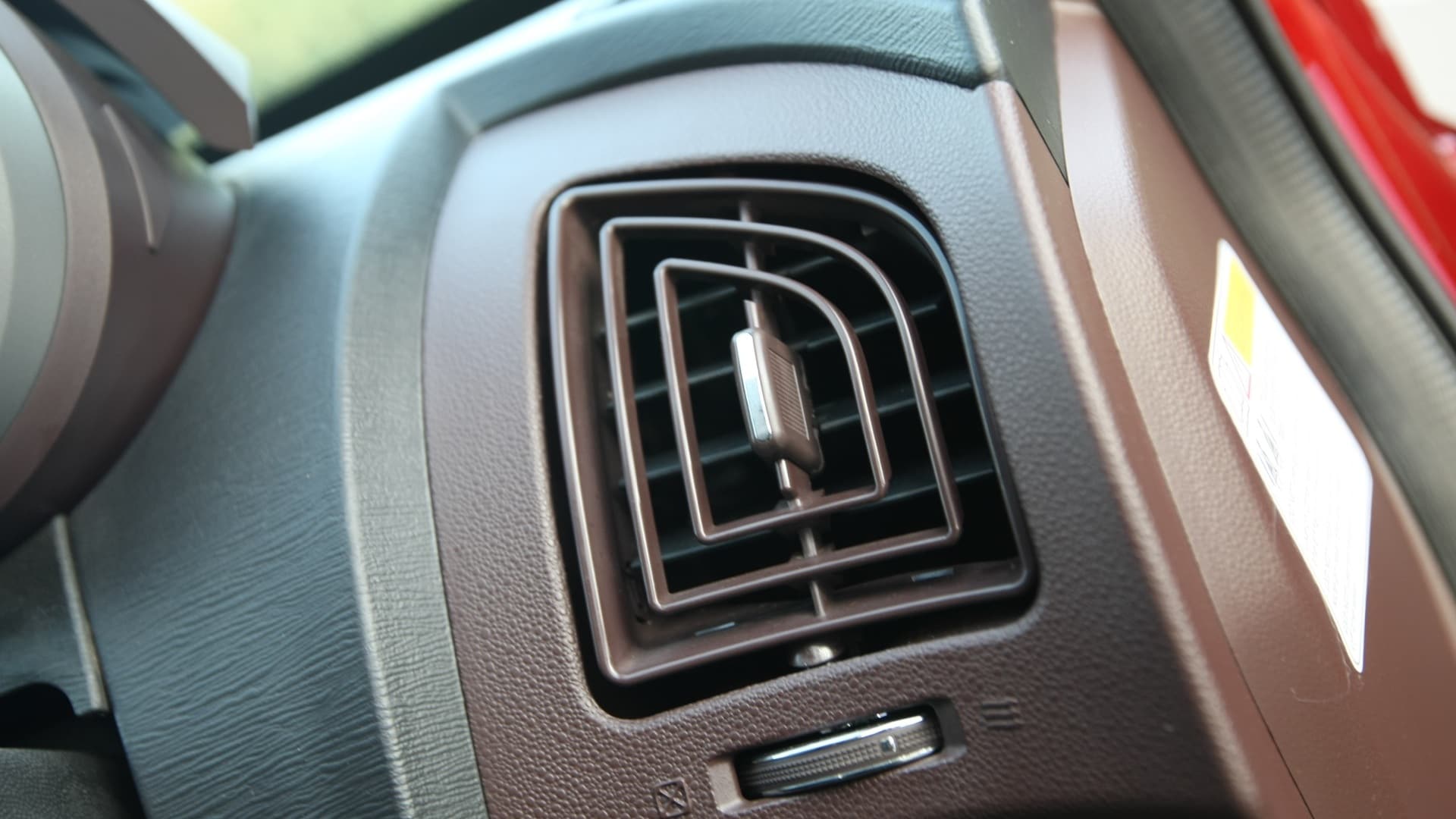 Mahindra-Xuv500-2013-W6-Interior