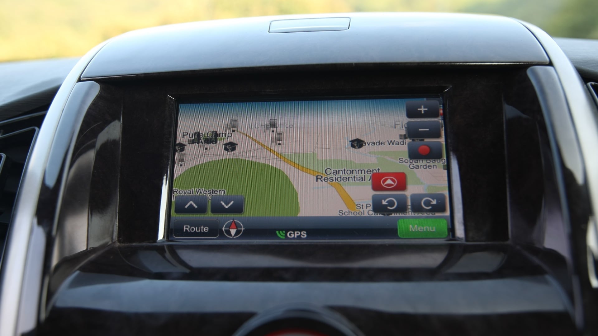 Mahindra-Xuv500-2013-W6-Interior