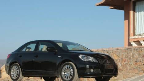 maruti-suzuki-kizashi-2013-MT-exterior