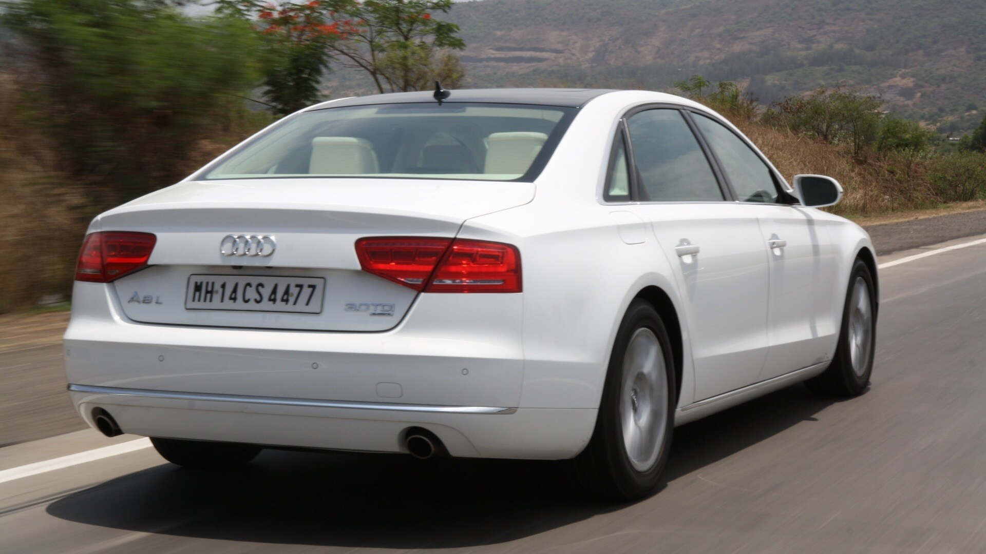 Audi-A8l-2012-3-0-TDI-Quattro-Exterior