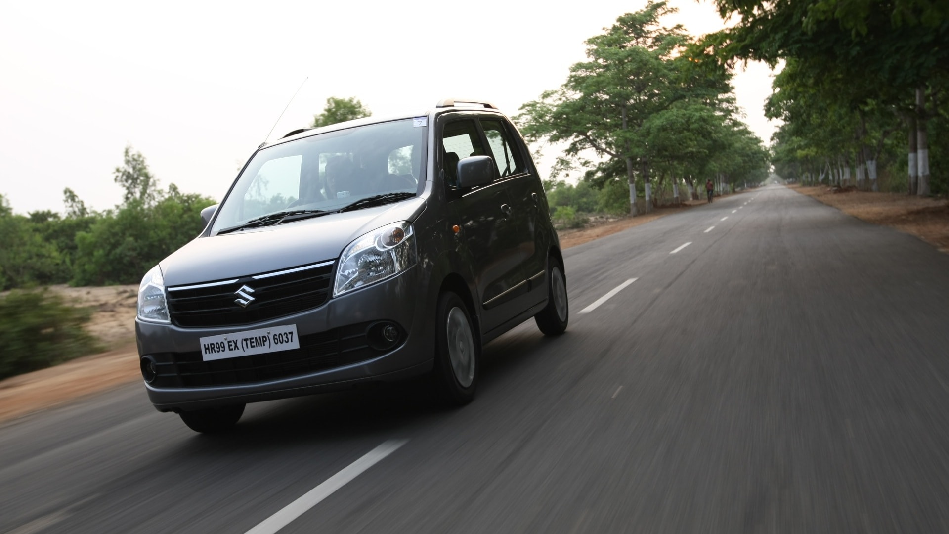 maruti-suzuki-wagon-r-2013-LX-exterior