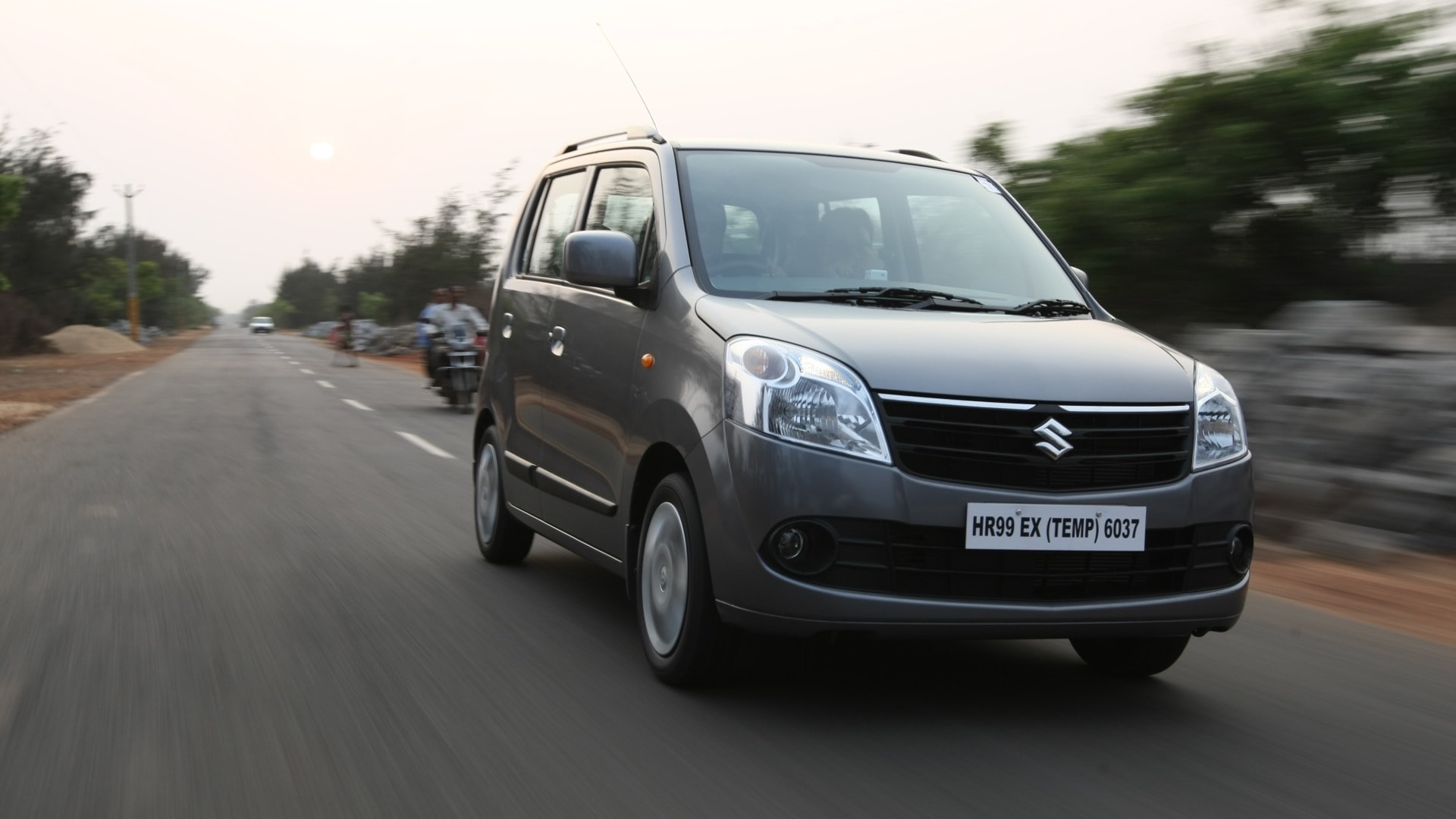 maruti-suzuki-wagon-r-2013-LX-exterior