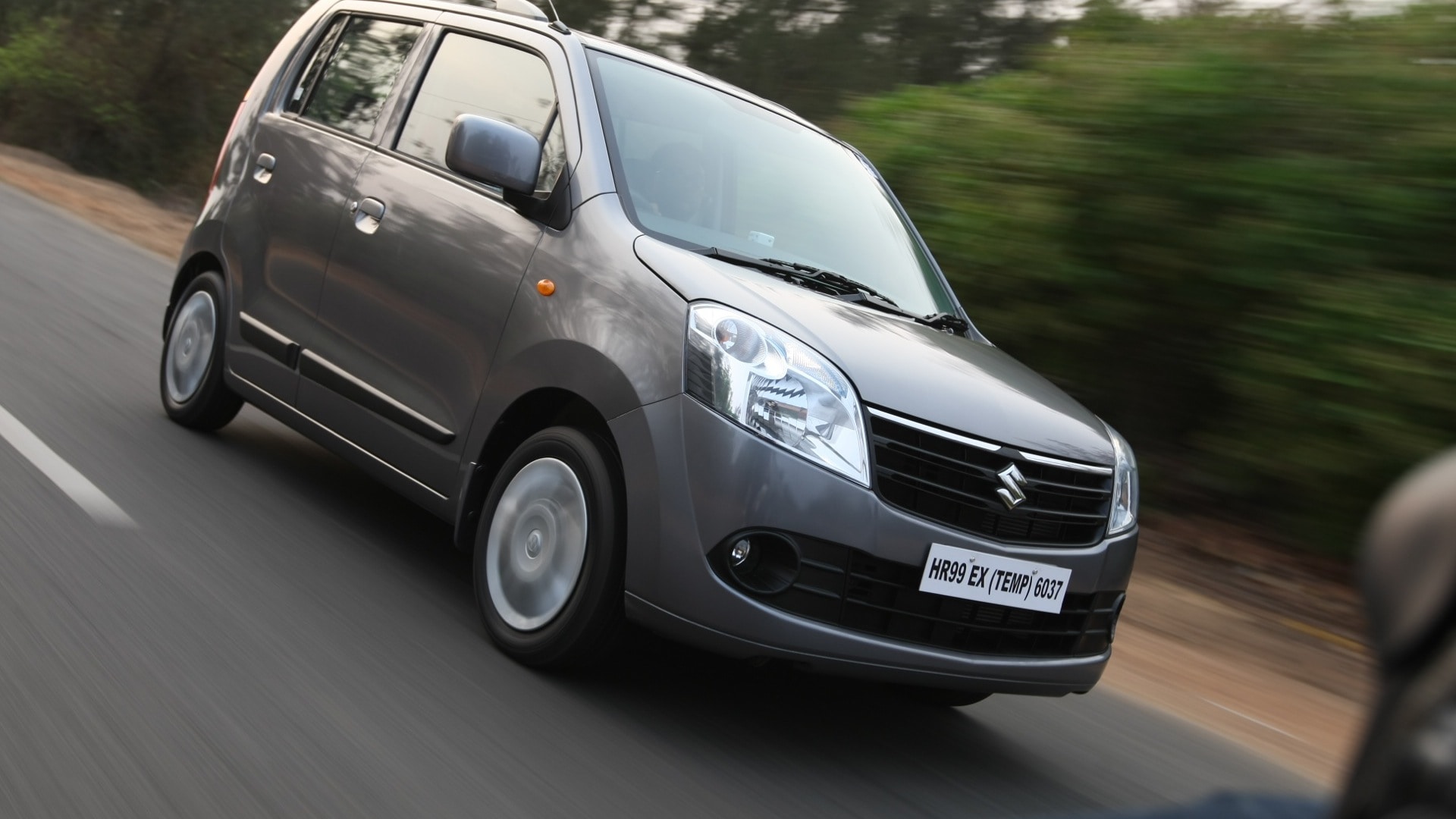 maruti-suzuki-wagon-r-2013-LX-exterior