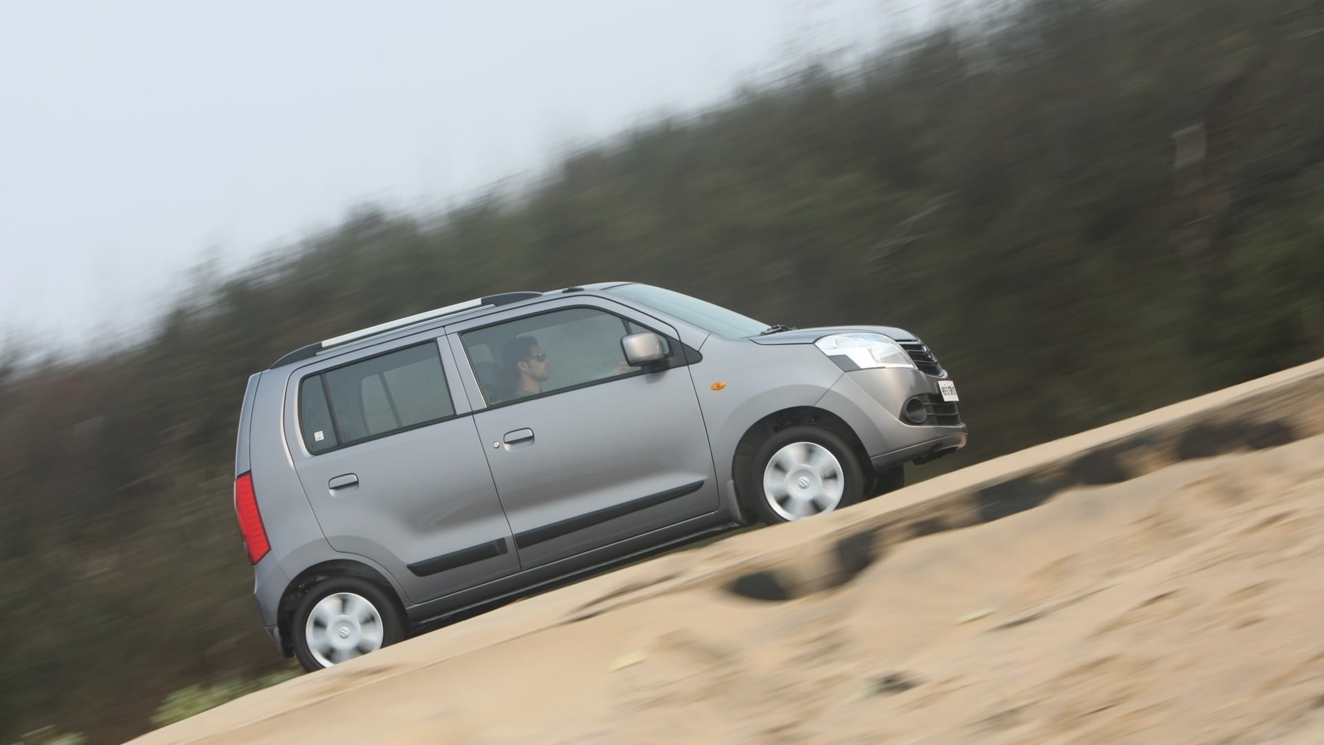 maruti-suzuki-wagon-r-2013-LX-exterior