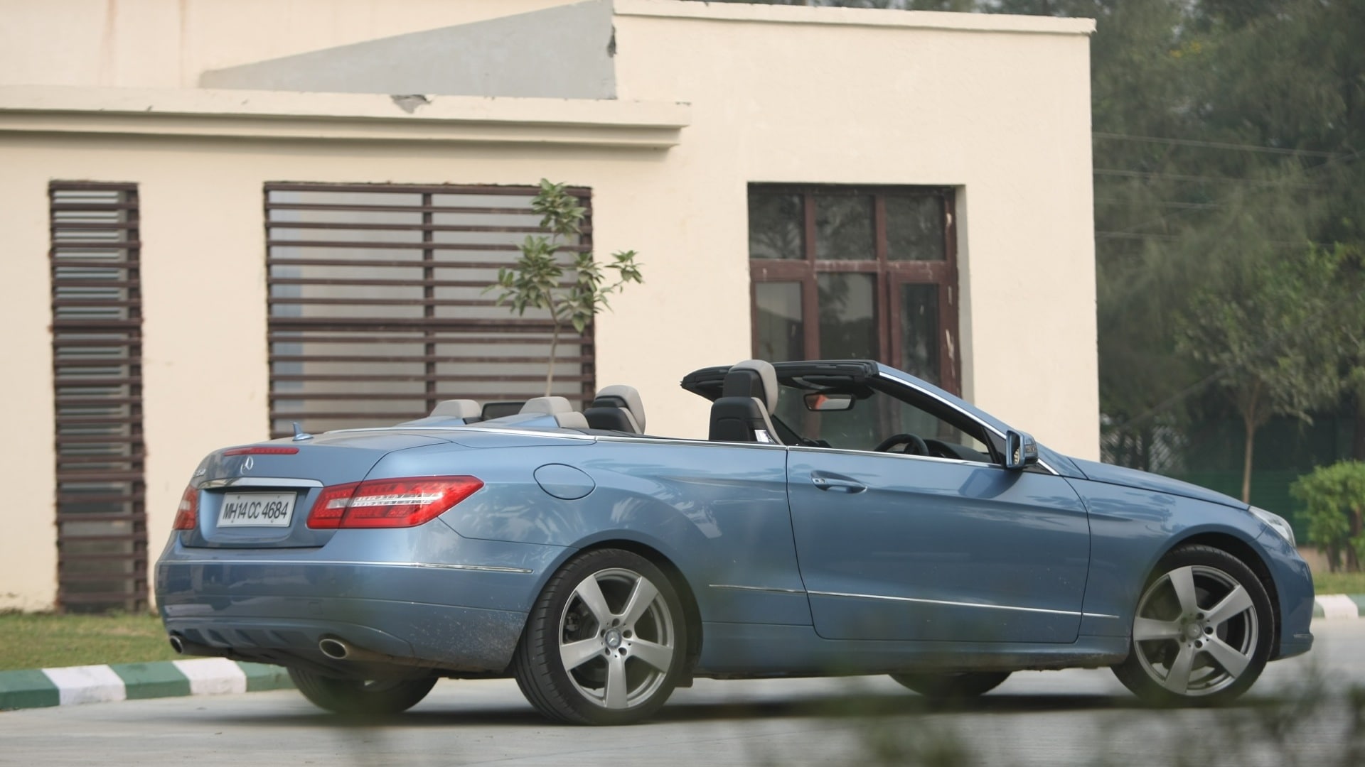 MercedesBenz-E-Class-2013-E350-Exterior