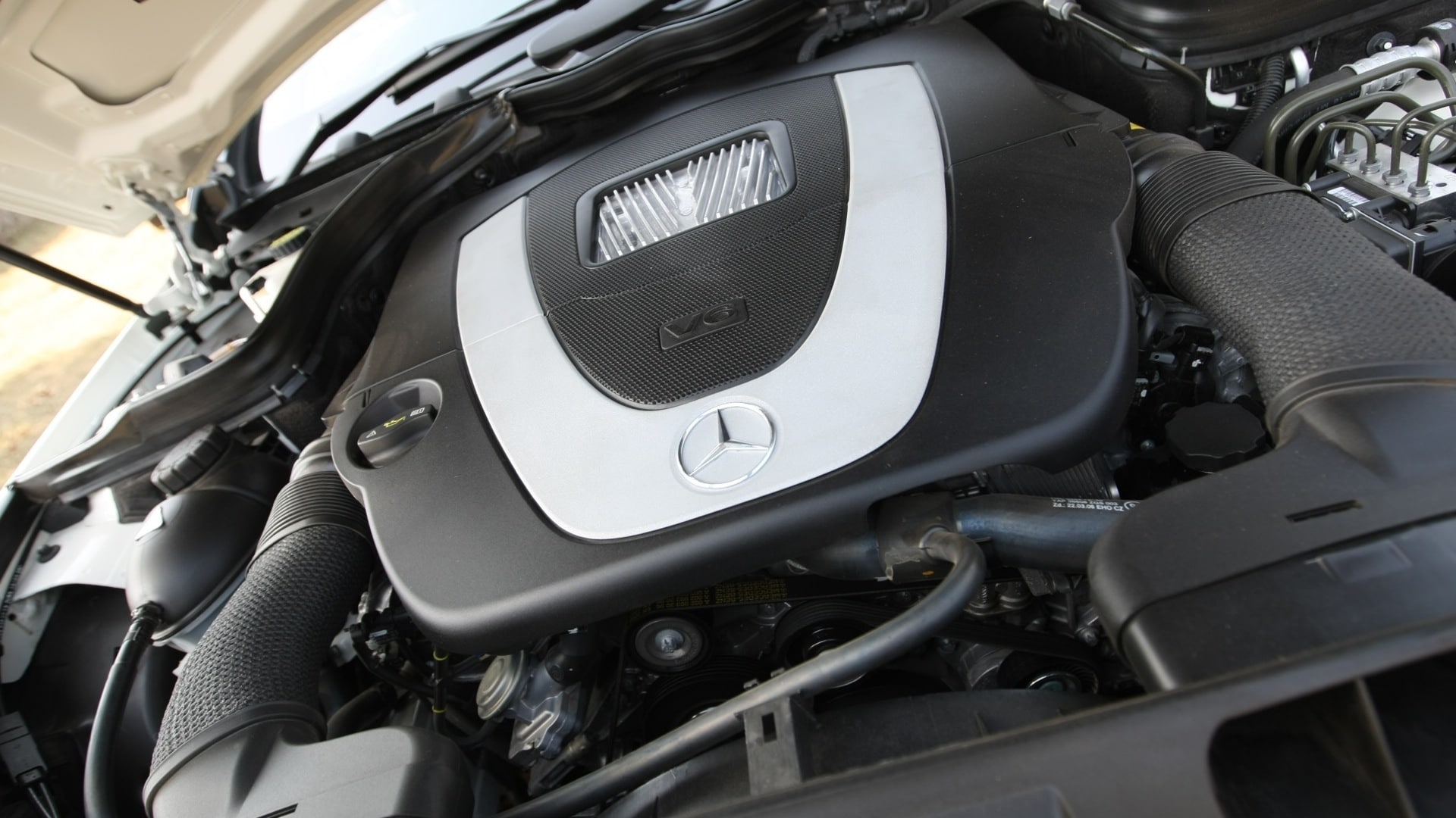 MercedesBenz-E-Class-2013-E-350-CDI-Interior