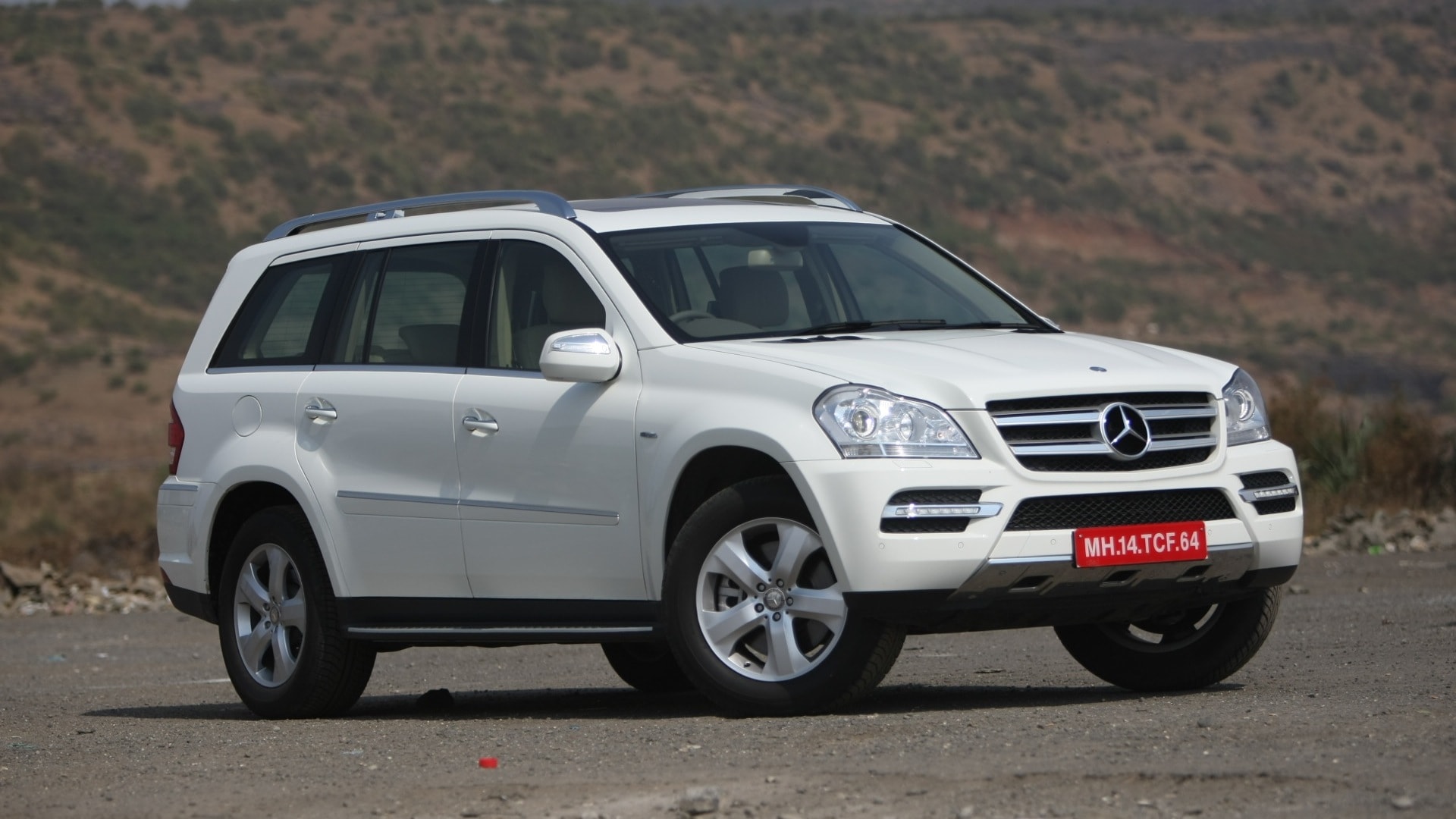 Mercedesbenz-GL-class-2013-GL-350-CDI-Executive-Compare