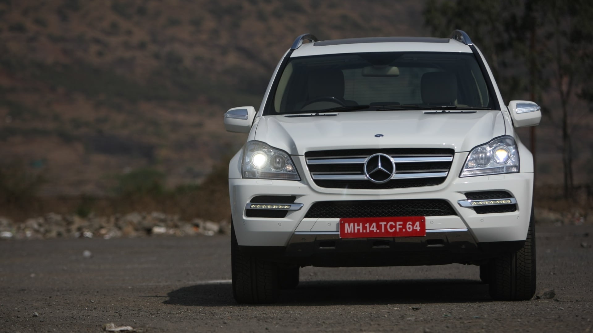 Mercedesbenz-GL-class-2013-GL-350-CDI-Executive-Compare