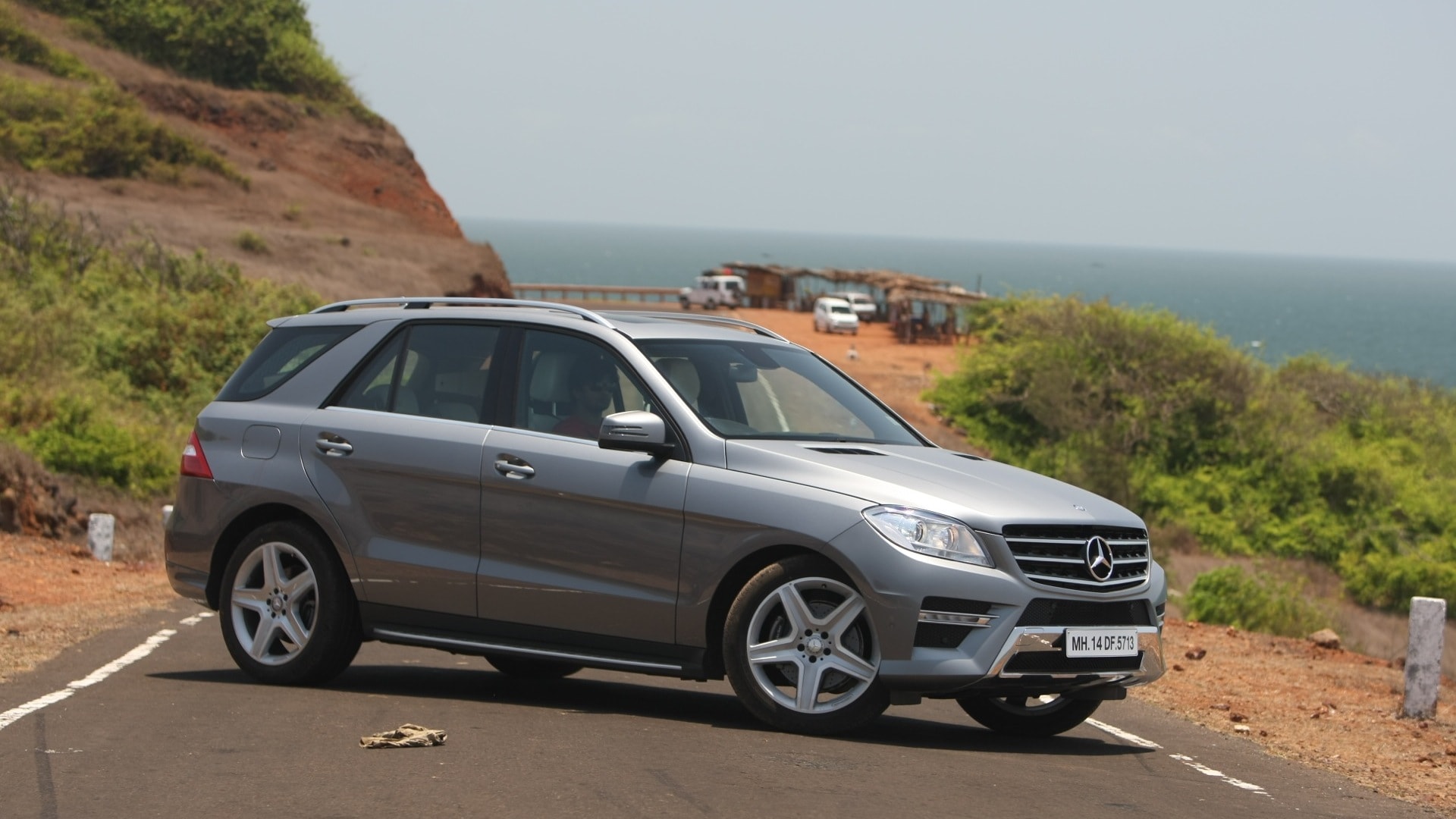 MercedesBenz-ML-class-2012-ML350-Compare