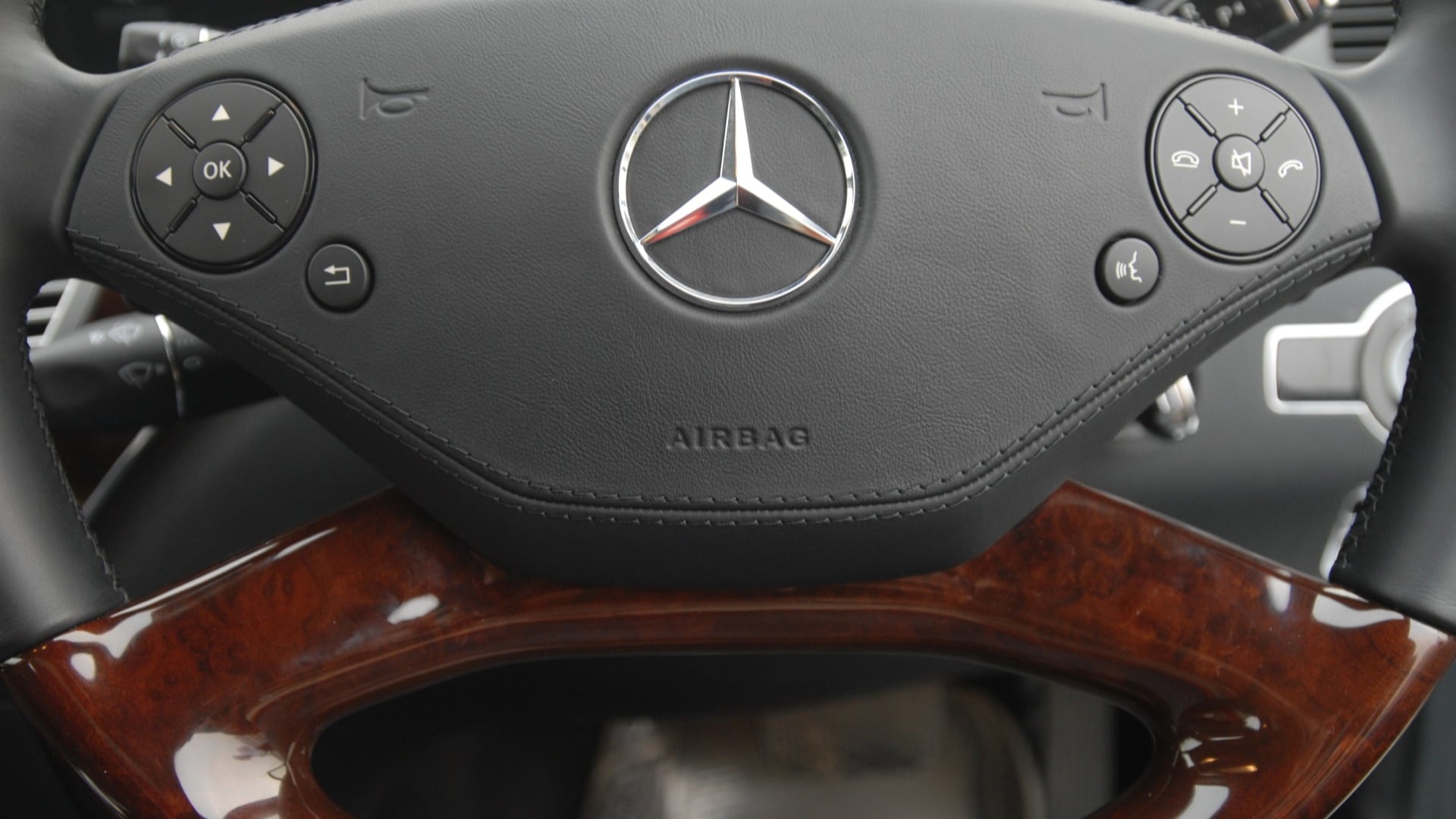 MercedesBenz-S-class-2013-S500-L-Interior