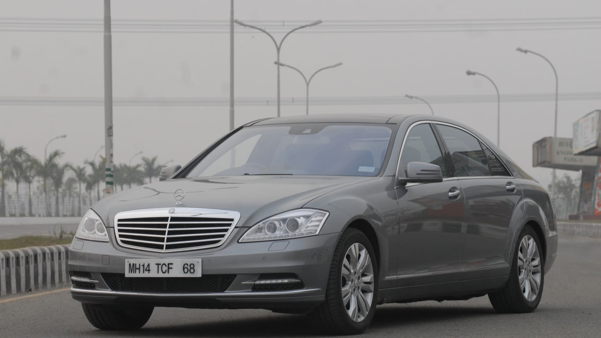 MercedesBenz-S-class-2013-S500-L-Exterior