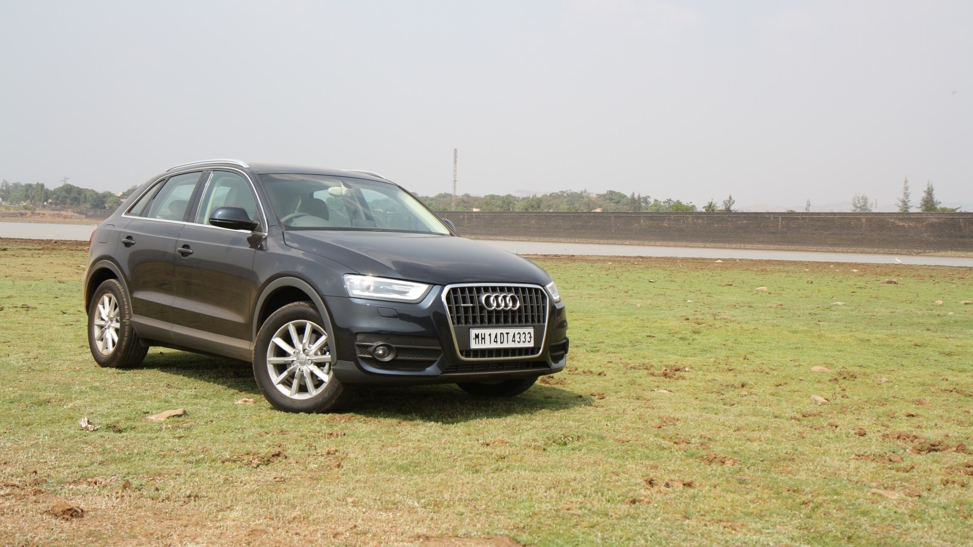 Audi-Q3-2012-2-0-TFSI-Quattro-Exterior