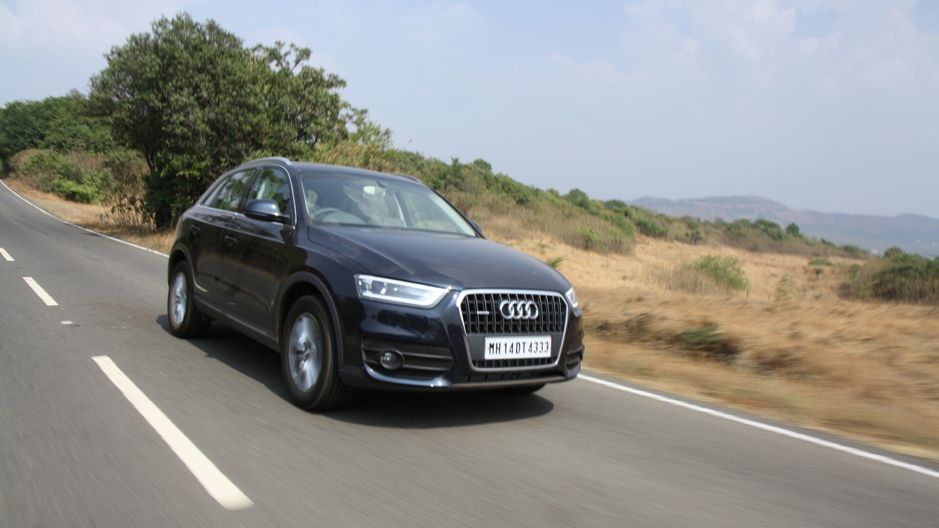 Audi-Q3-2012-2-0-TFSI-Quattro-Exterior