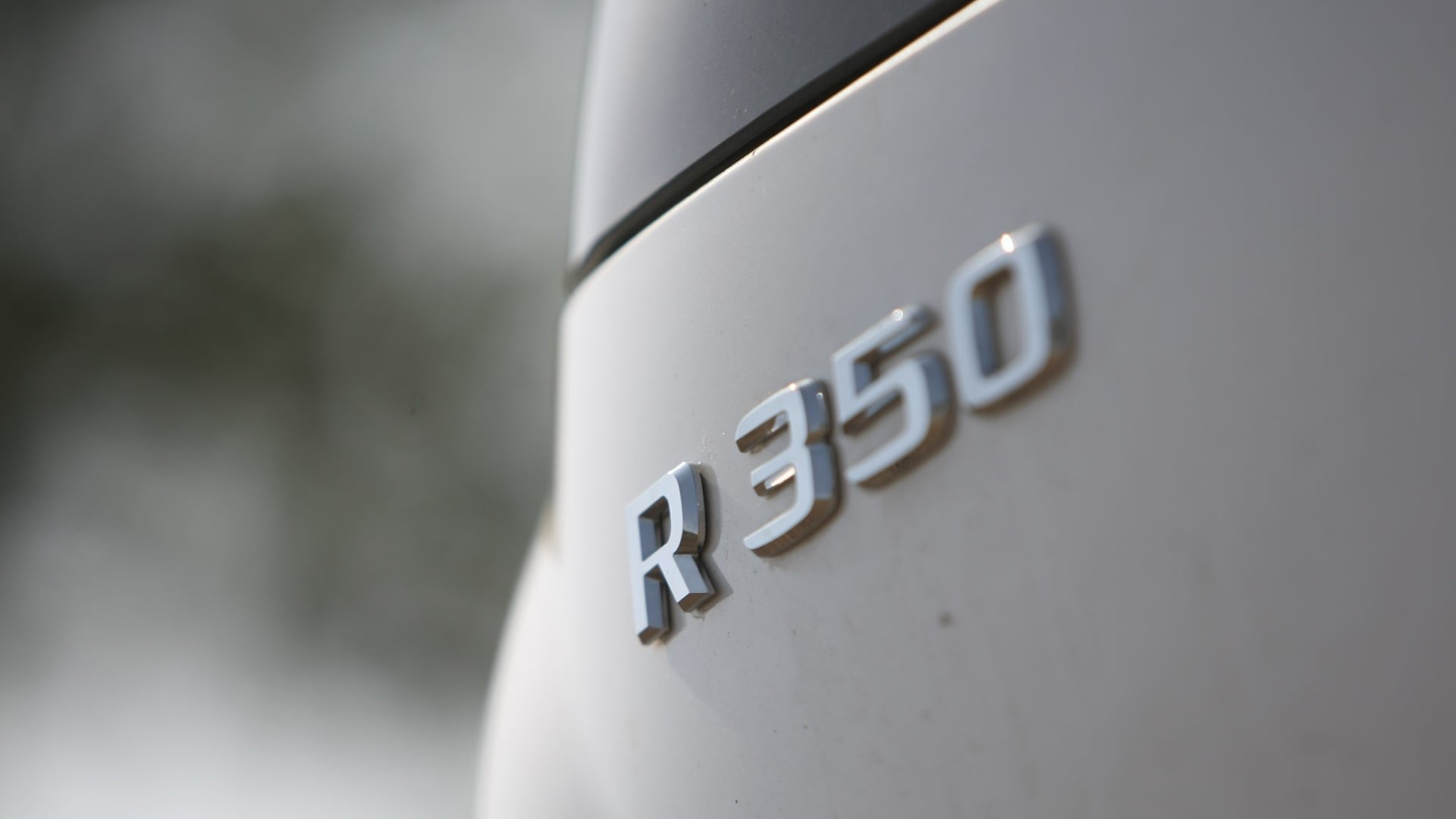 mercedesbenz-rclass-2013-R-350-4MATIC-long-exterior