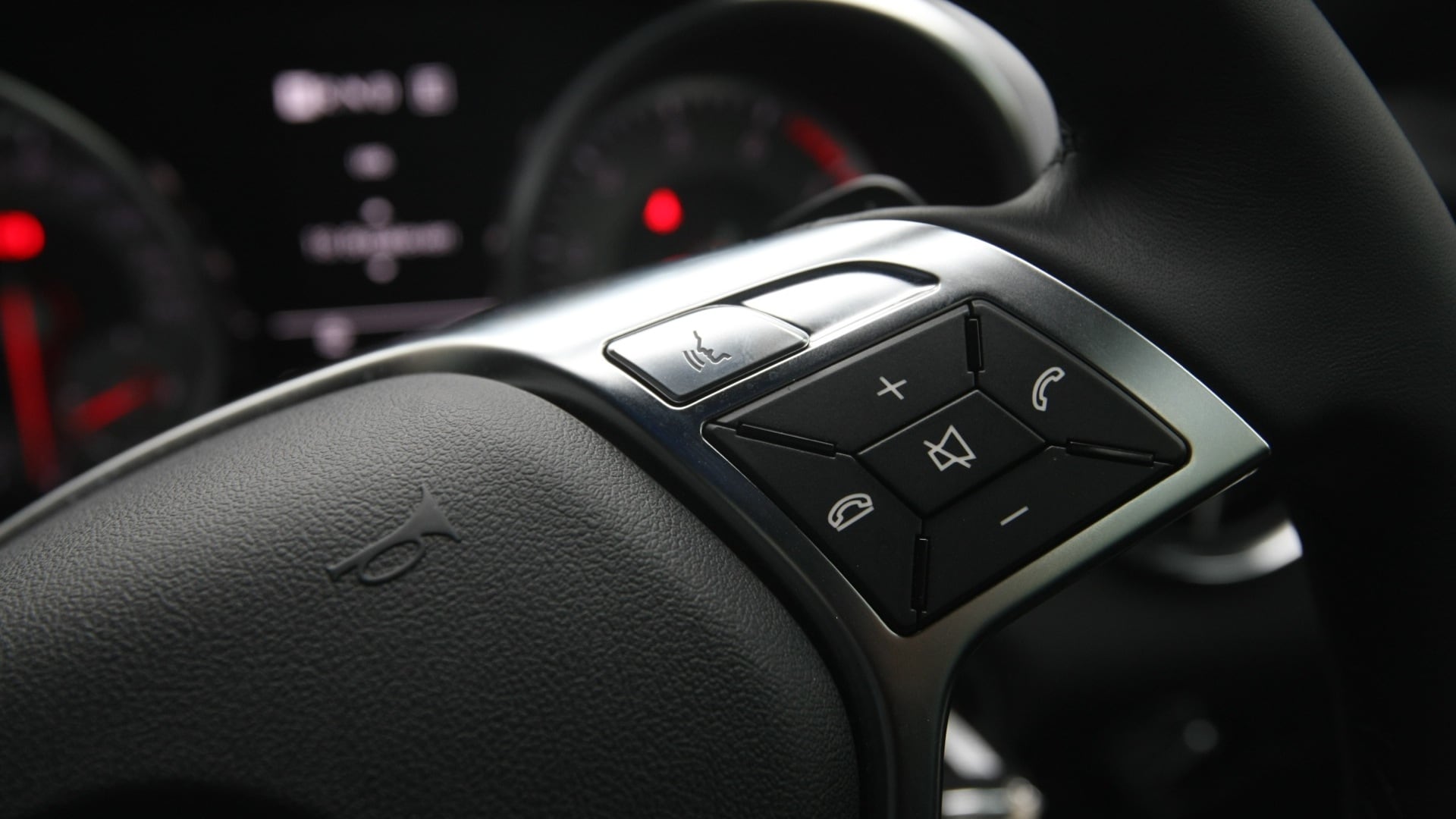 MercedesBenz-SLK-2013-350-Interior