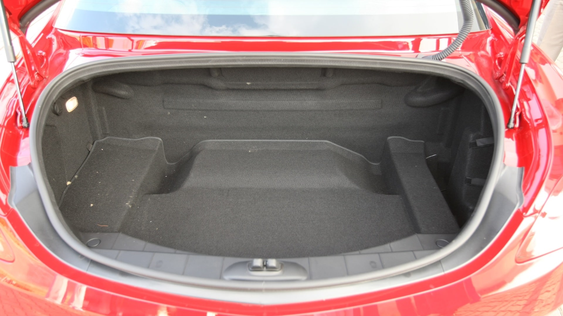 MercedesBenz-SLS-2013-AMG-Interior