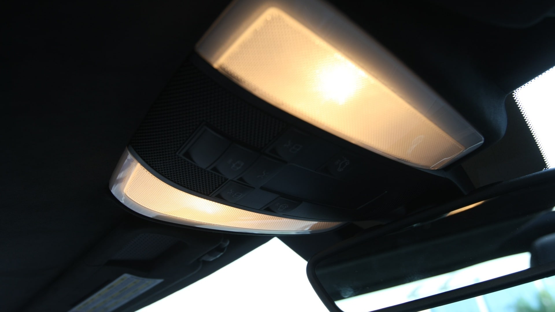 MercedesBenz-SLS-2013-AMG-Interior