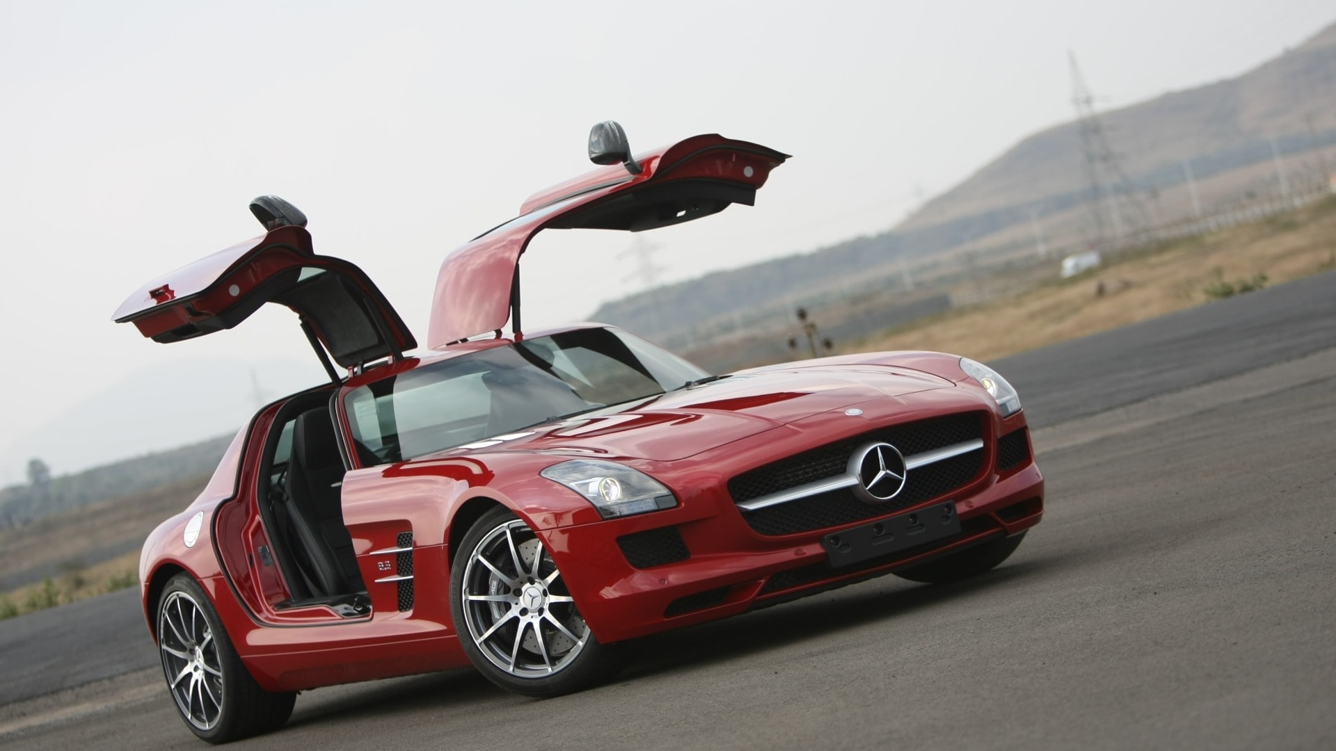 MercedesBenz-SLS-2013-AMG-Exterior