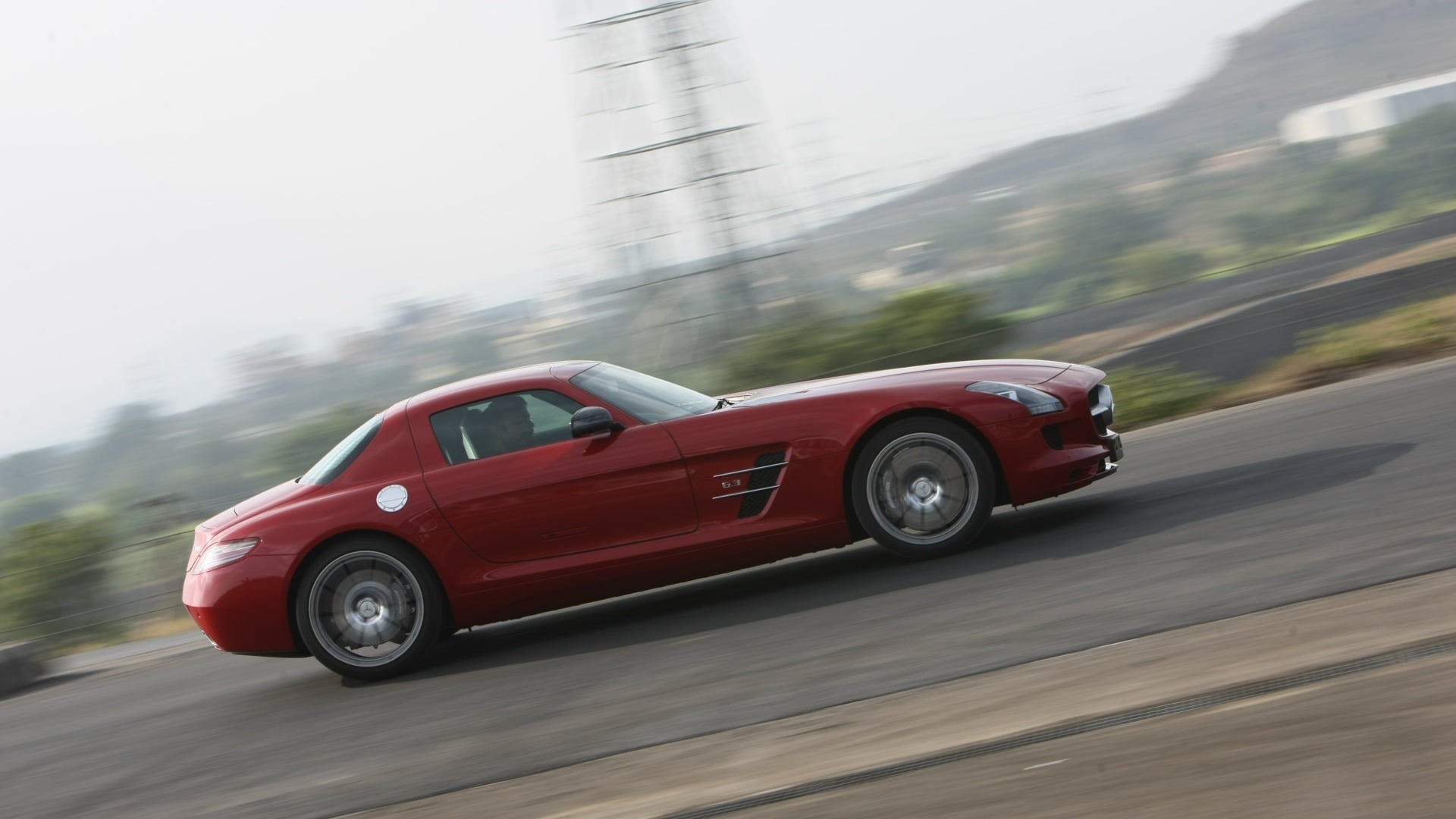MercedesBenz-SLS-2013-AMG-Exterior