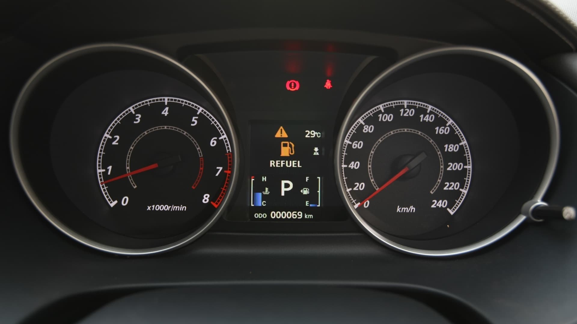 Mitsubishi-Outlander-2013-STD-Interior