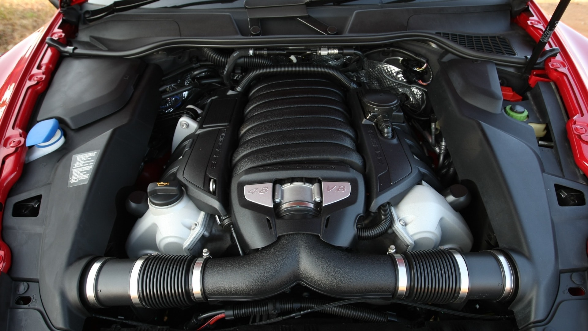 porsche-cayenne-2012-STD-interior