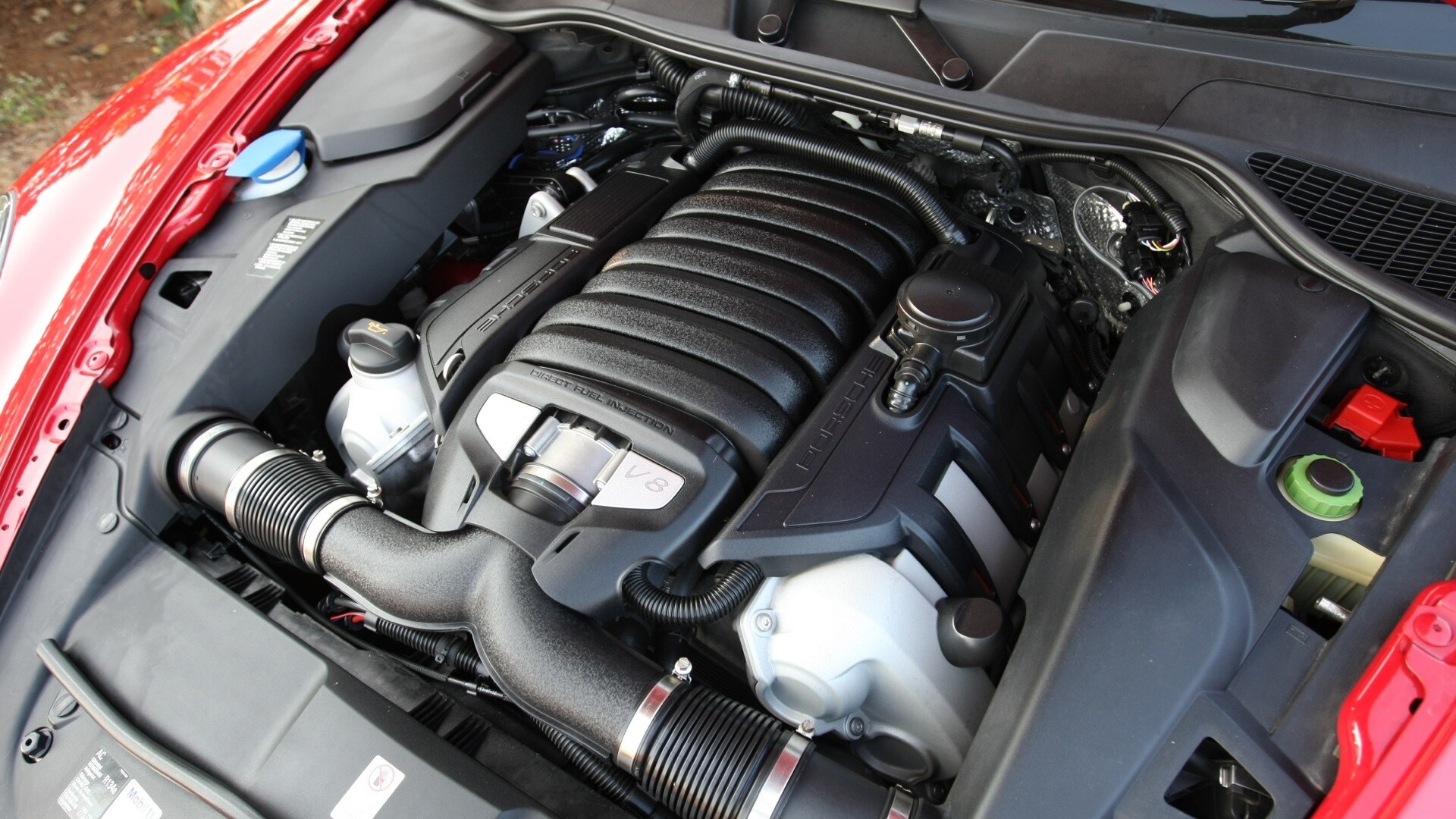 porsche-cayenne-2012-STD-interior