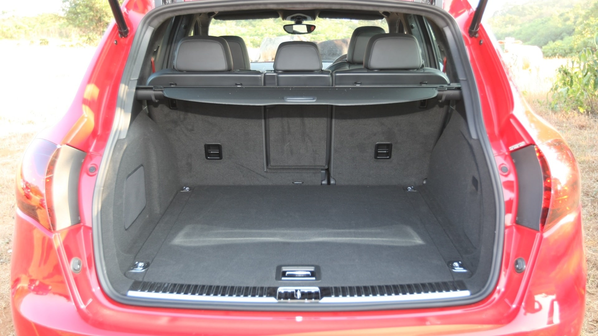 porsche-cayenne-2012-STD-compare