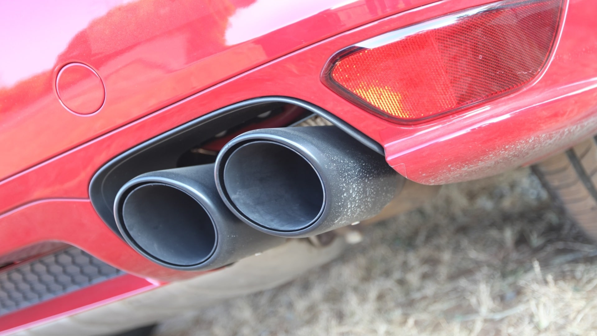 porsche-cayenne-2012-STD-exterior