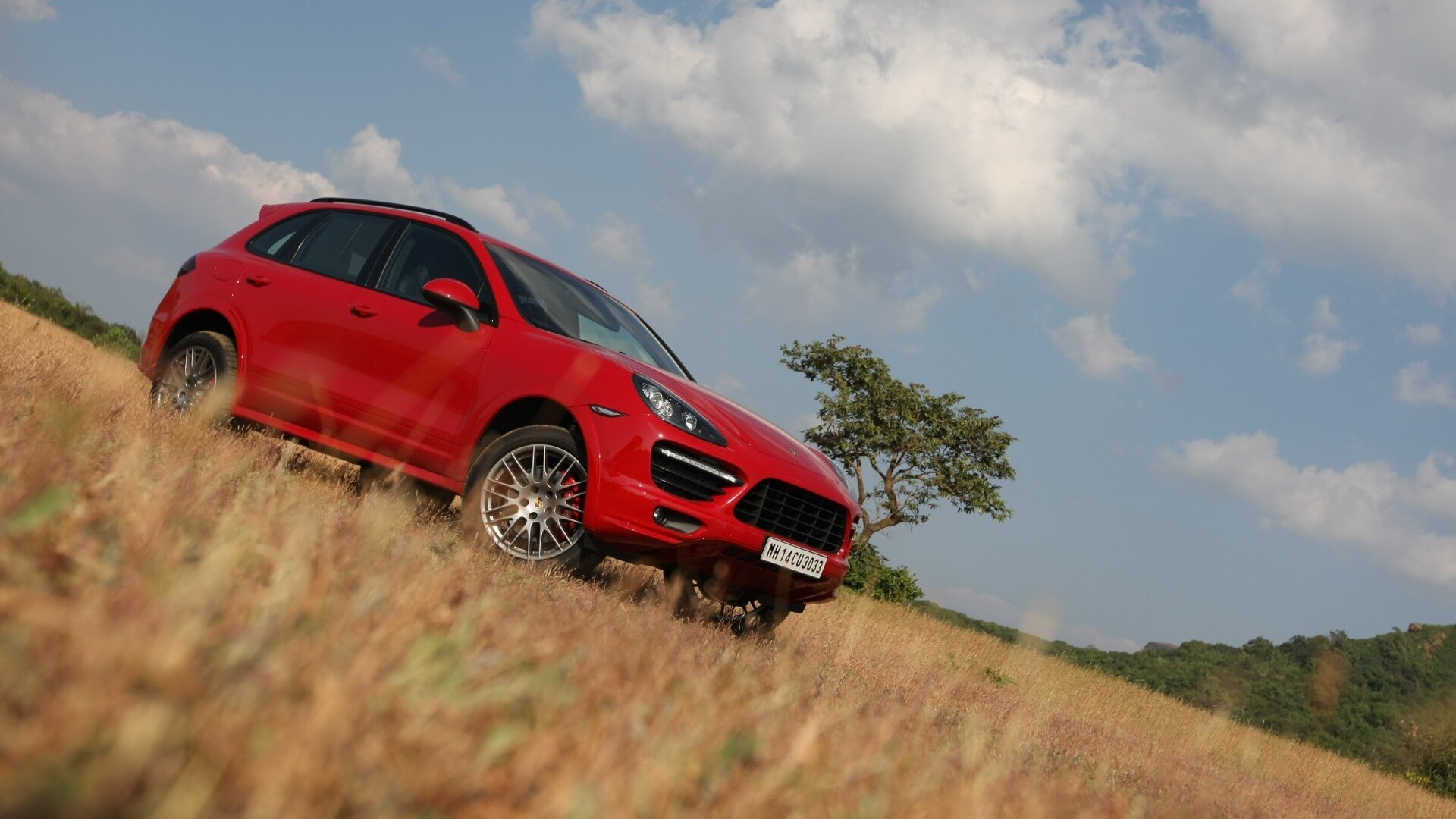 porsche-cayenne-2012-STD-exterior