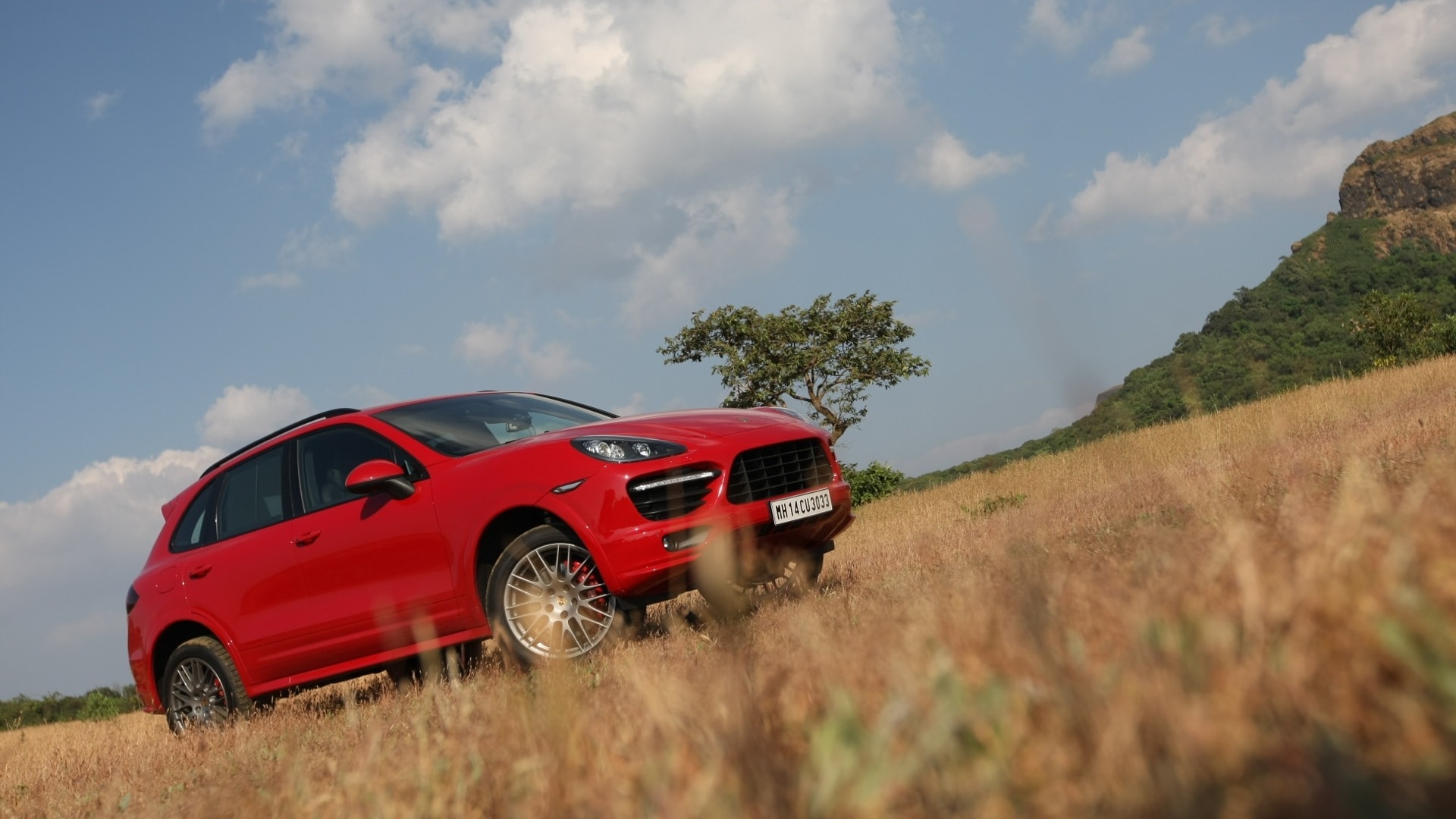 porsche-cayenne-2012-STD-exterior