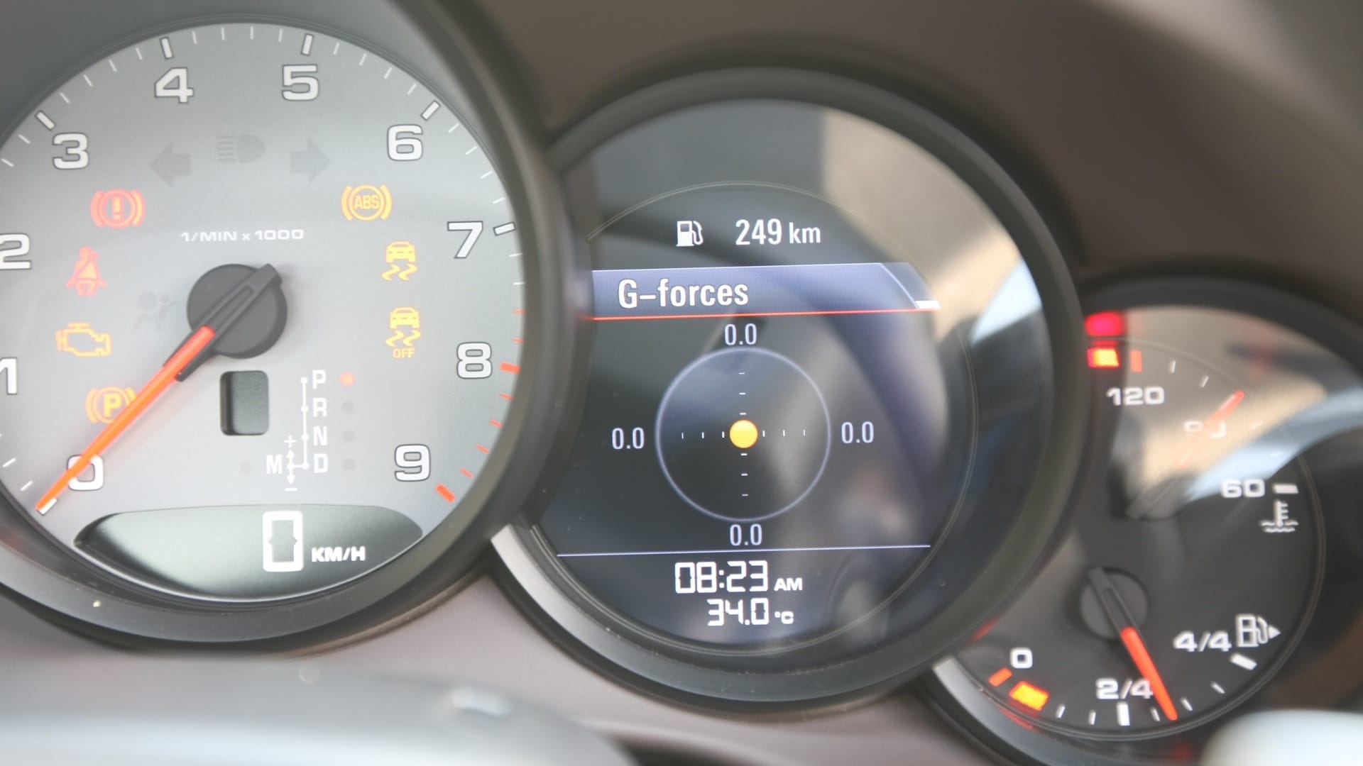 Porsche-911-2013-Carrera-Interior