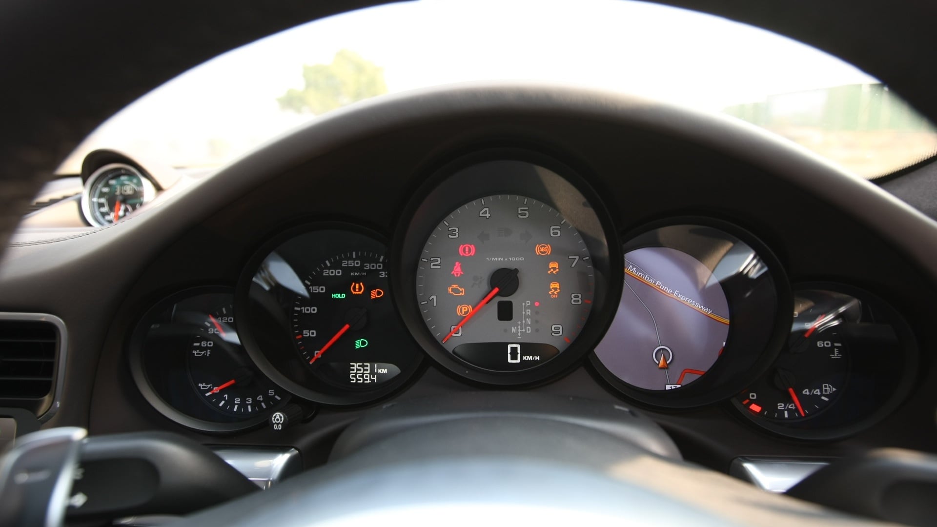 Porsche-911-2013-Carrera-Interior