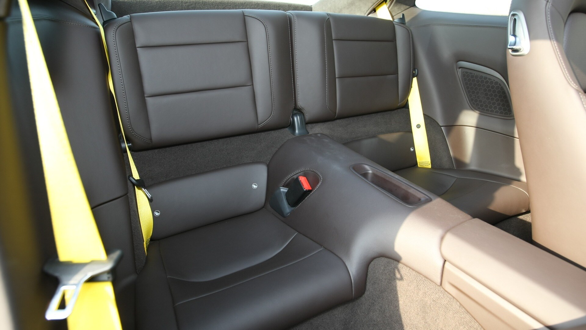 Porsche-911-2013-Carrera-Interior