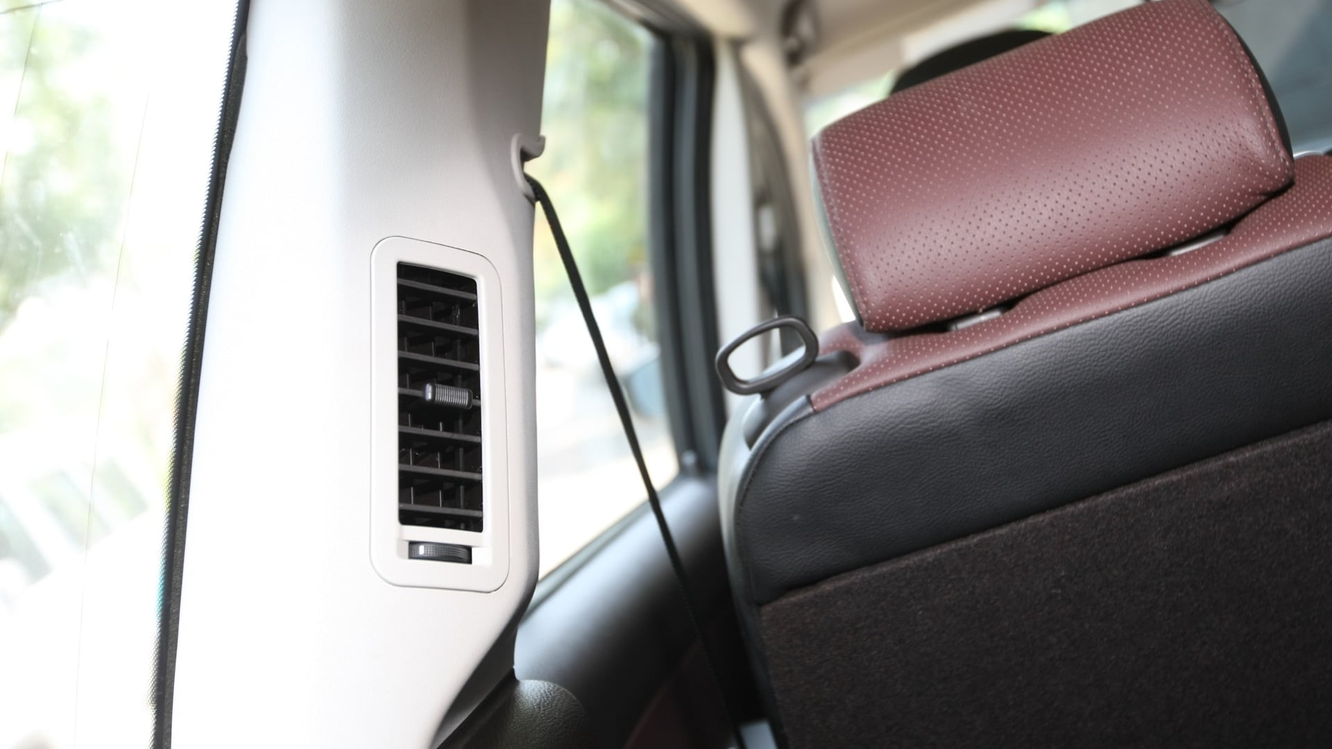 Tata-Aria-2013-Pride-Interior