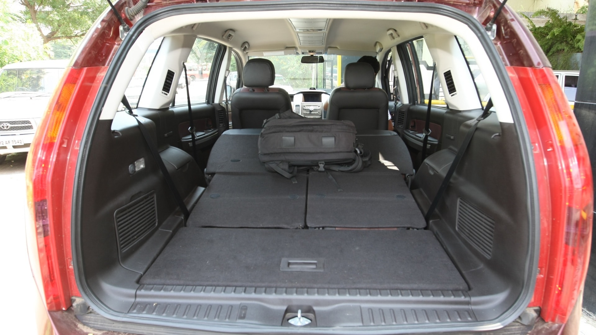 Tata-Aria-2013-Pride-Interior