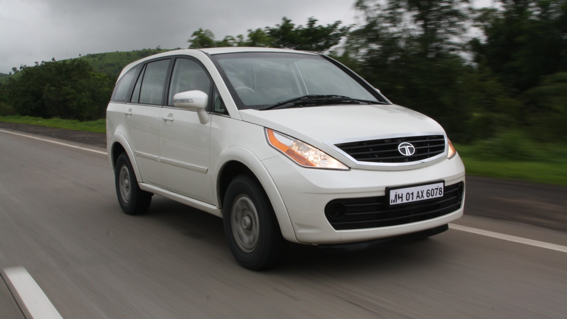 Tata-Indica-2013-e-V2-Xeta-GL(P)-Exterior