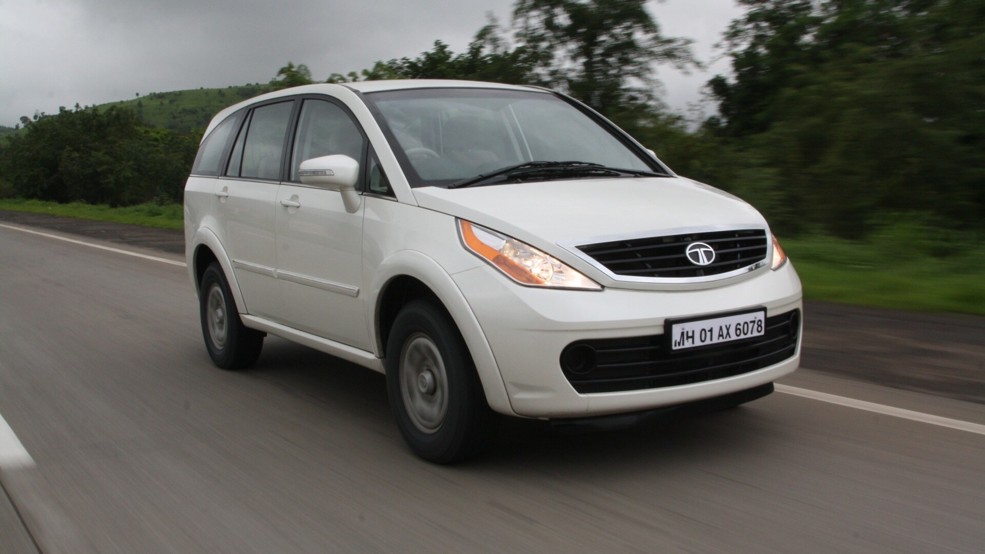 Tata-Indica-2013-e-V2-Xeta-GL(P)-Exterior