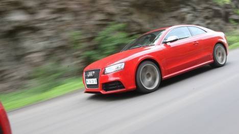 Audi RS 5 2012 4.2 FSI quattro