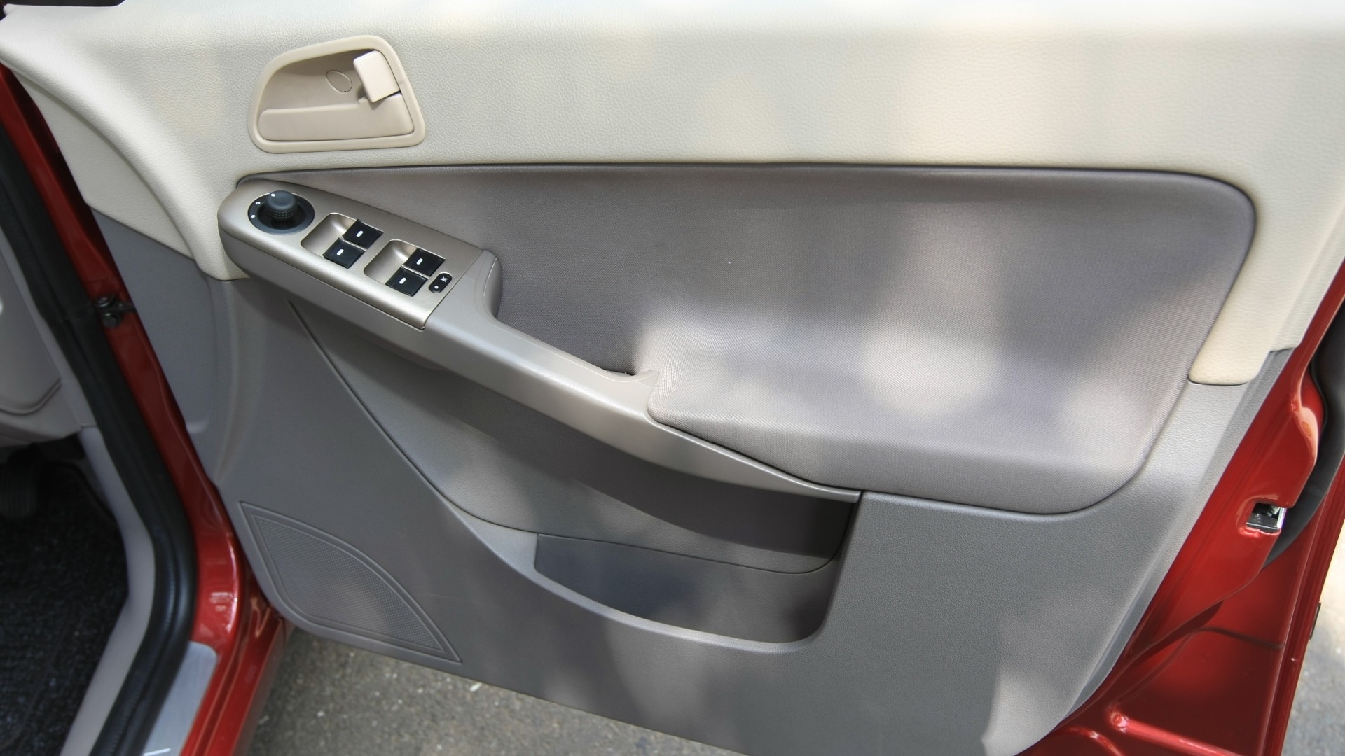 Tata-Manza-2013-Aqua-Quadrajet-Interior