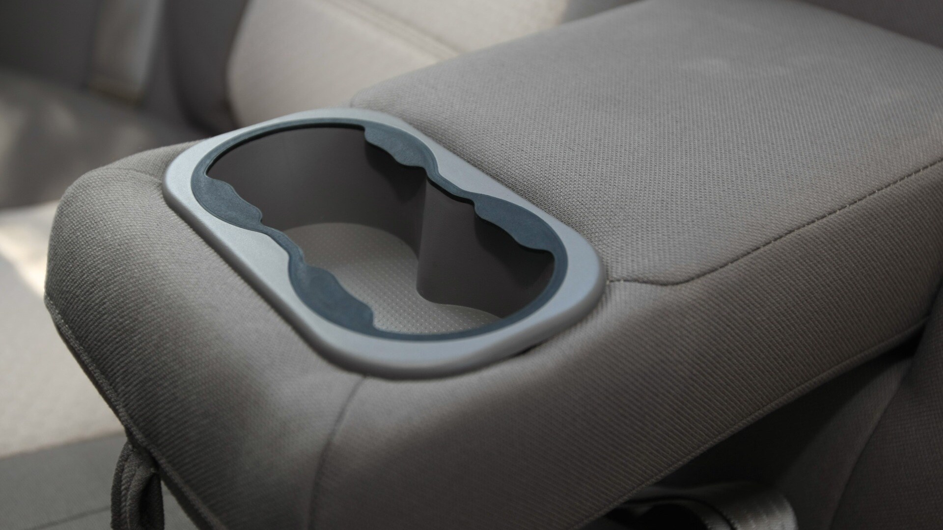 Tata-Manza-2013-Aqua-Quadrajet-Interior